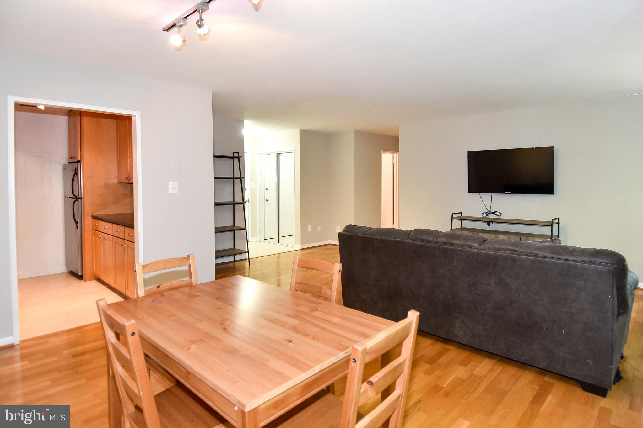 THE WELDON - Residential