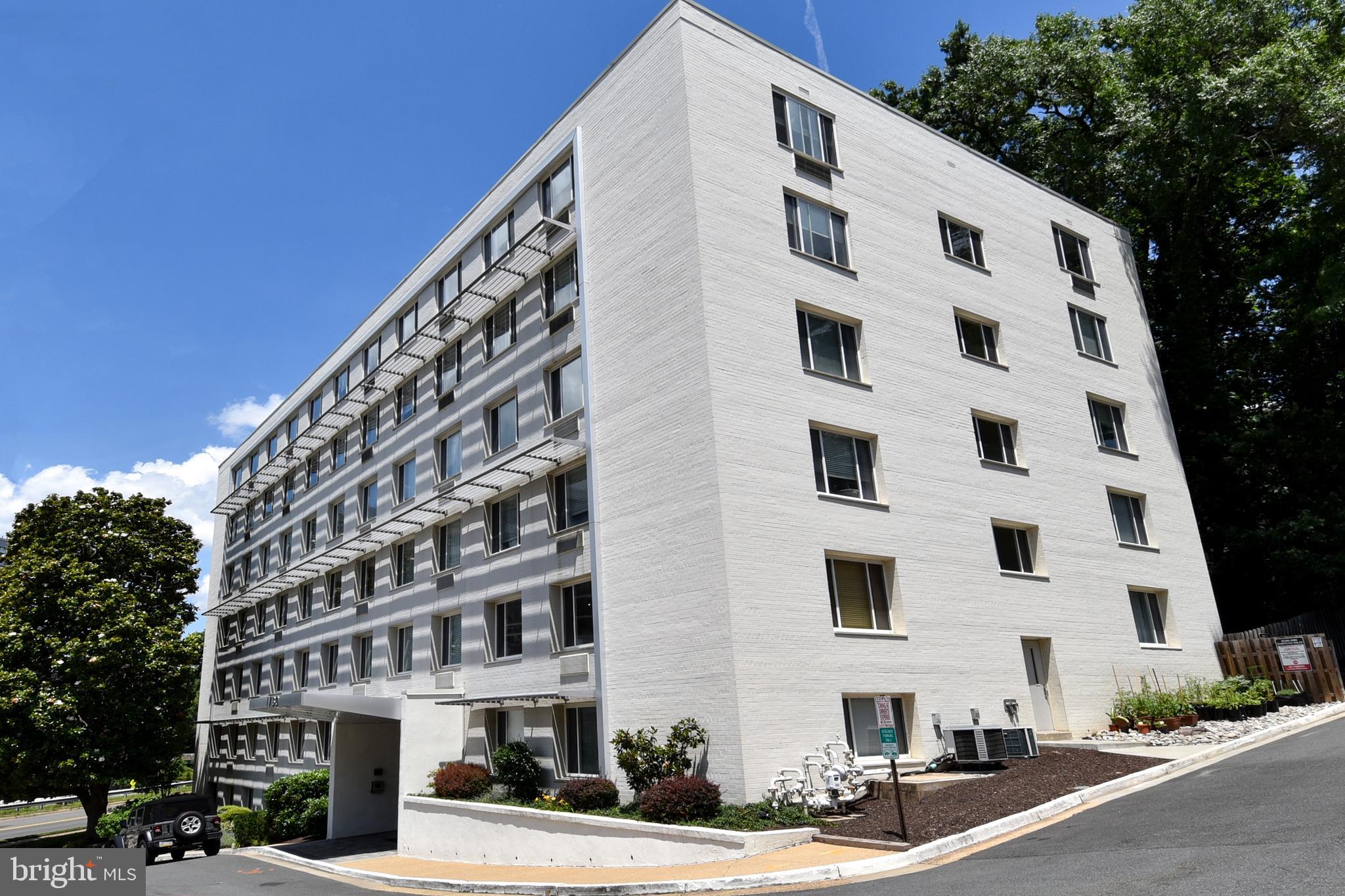 THE WELDON - Residential