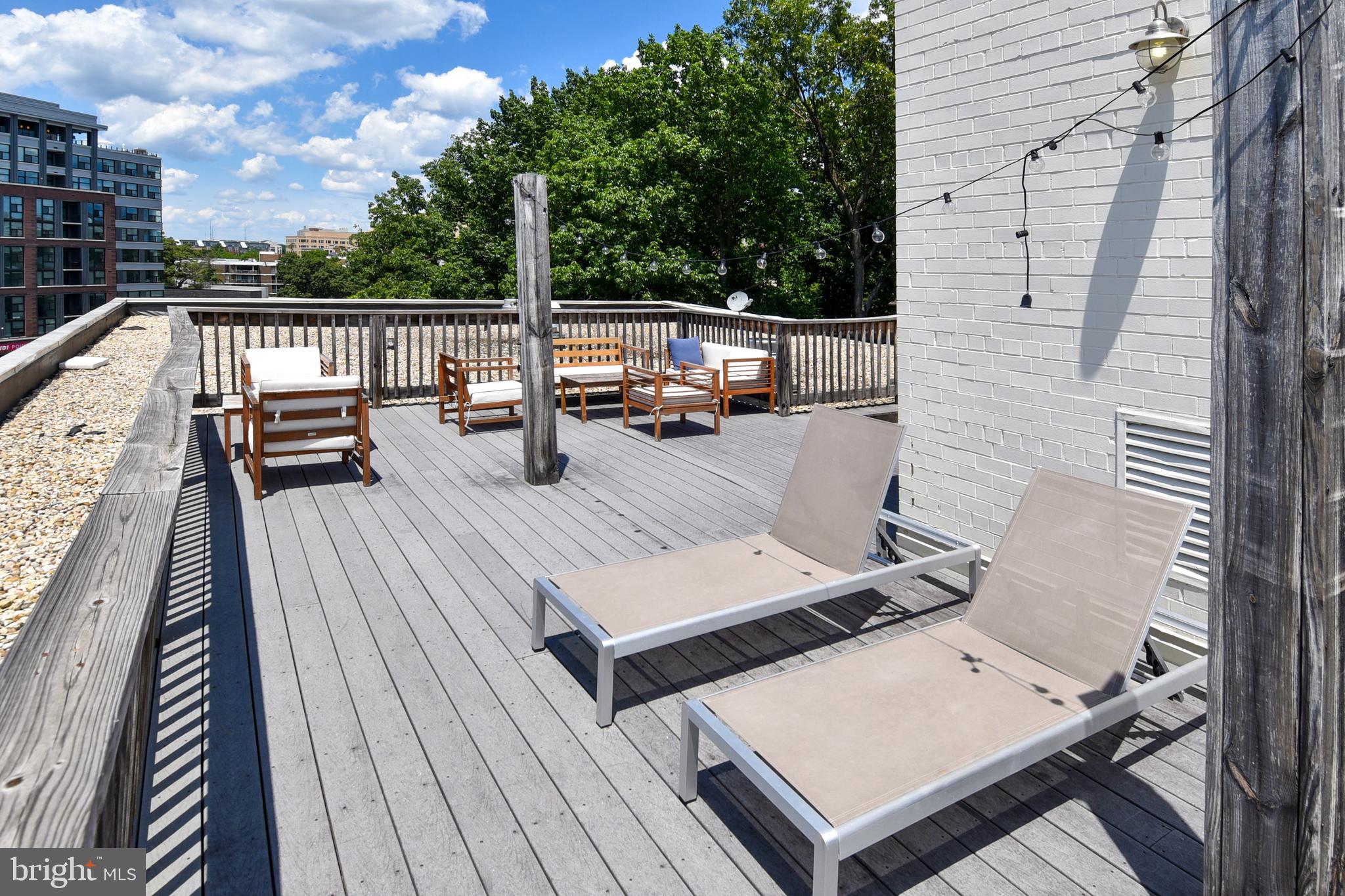 THE WELDON - Residential