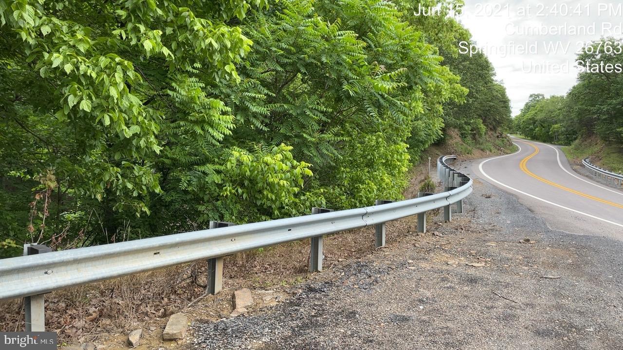 MIDDLE RIDGE - Residential