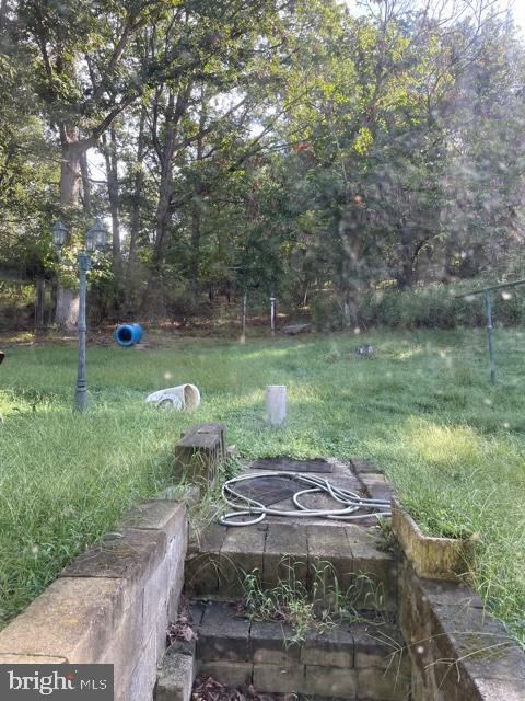 MIDDLE RIDGE - Residential