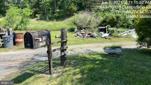 MIDDLE RIDGE - Residential