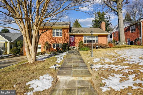 Photo of 4815 Morgan Drive, CHEVY CHASE, MD 20815 (MLS # MDMC2161878)