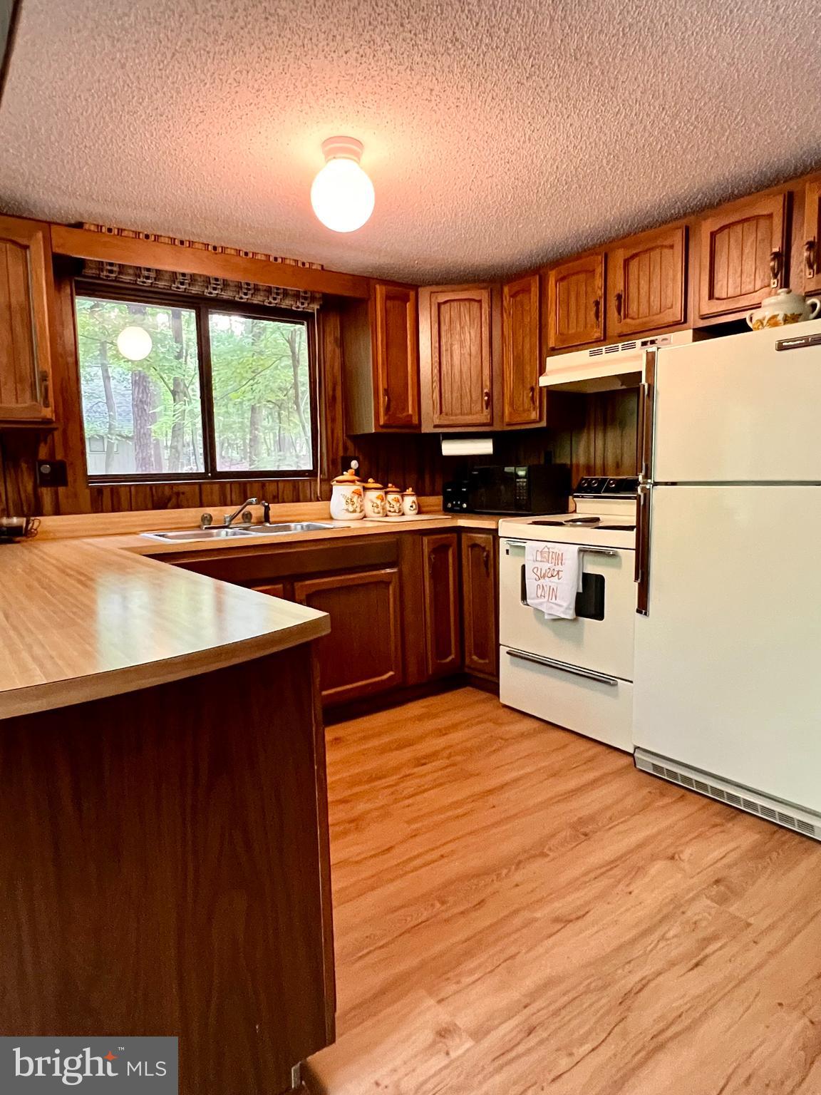 THE WOODS RESORT - Residential