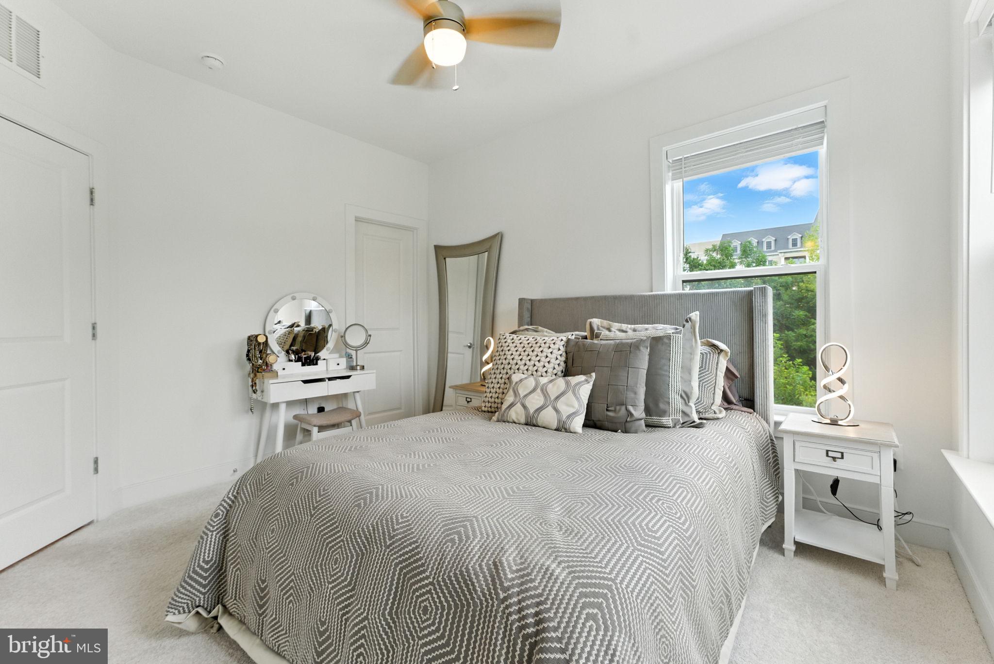 KING FARM - Residential