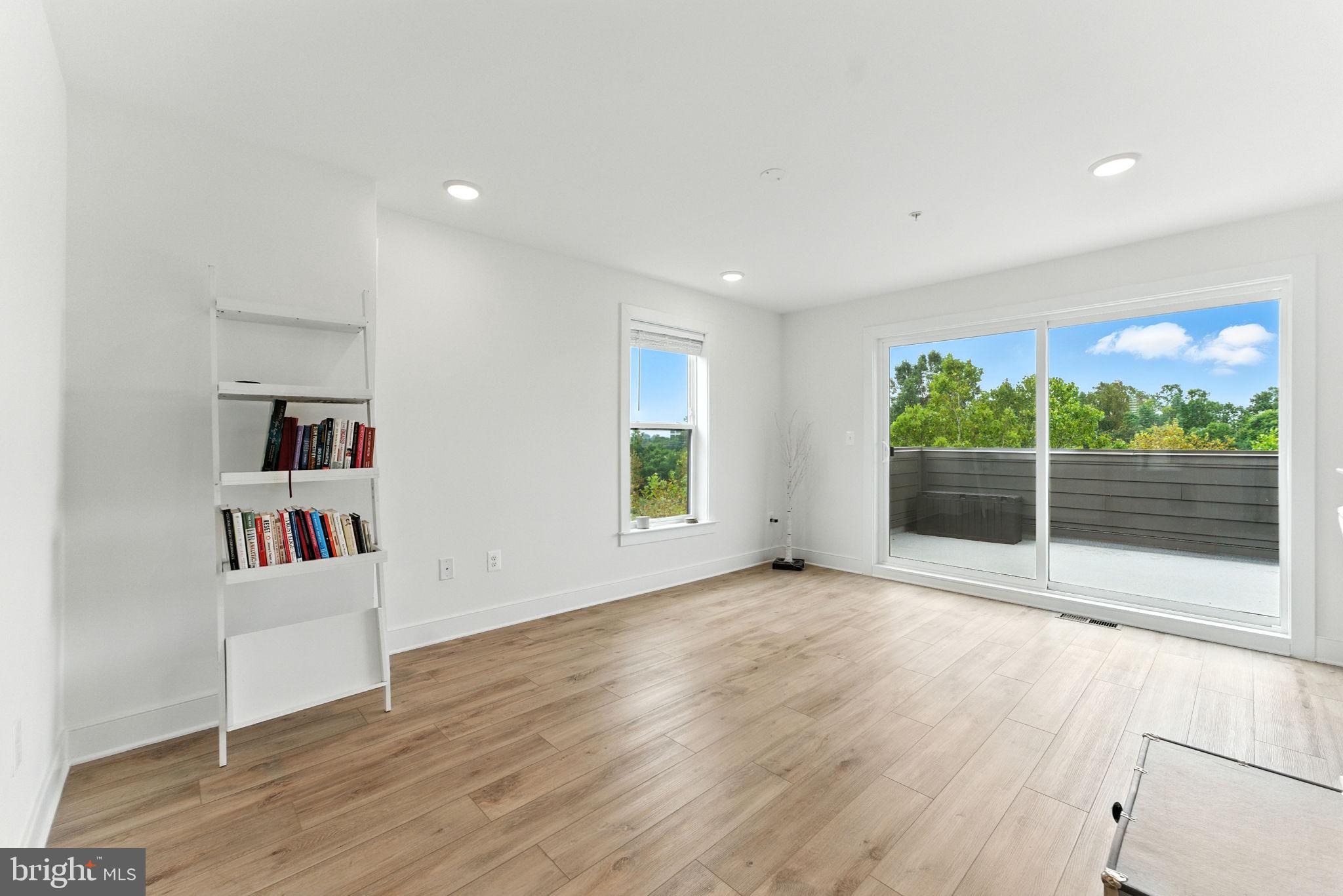 KING FARM - Residential