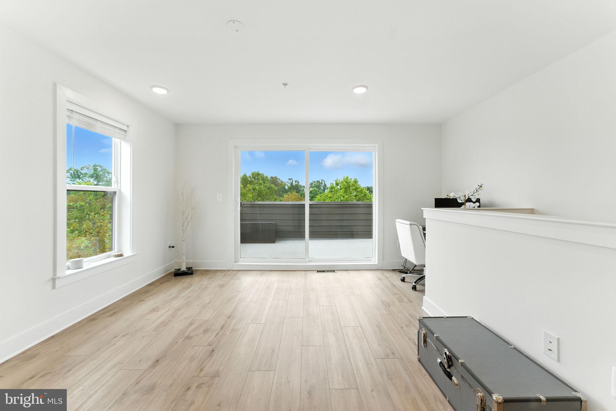 KING FARM - Residential