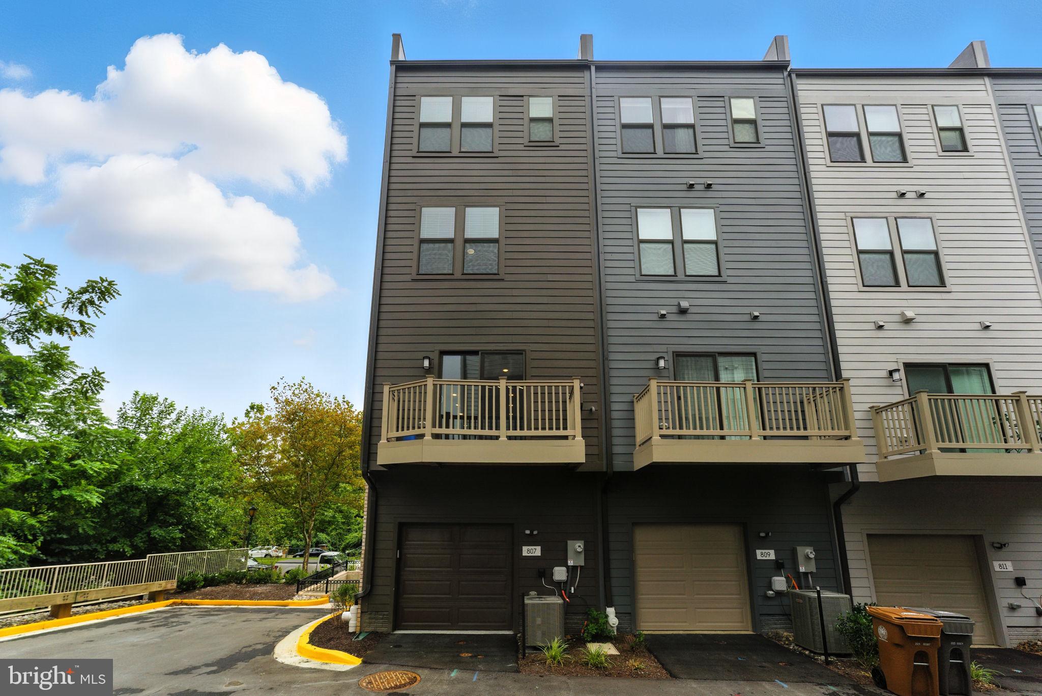 KING FARM - Residential