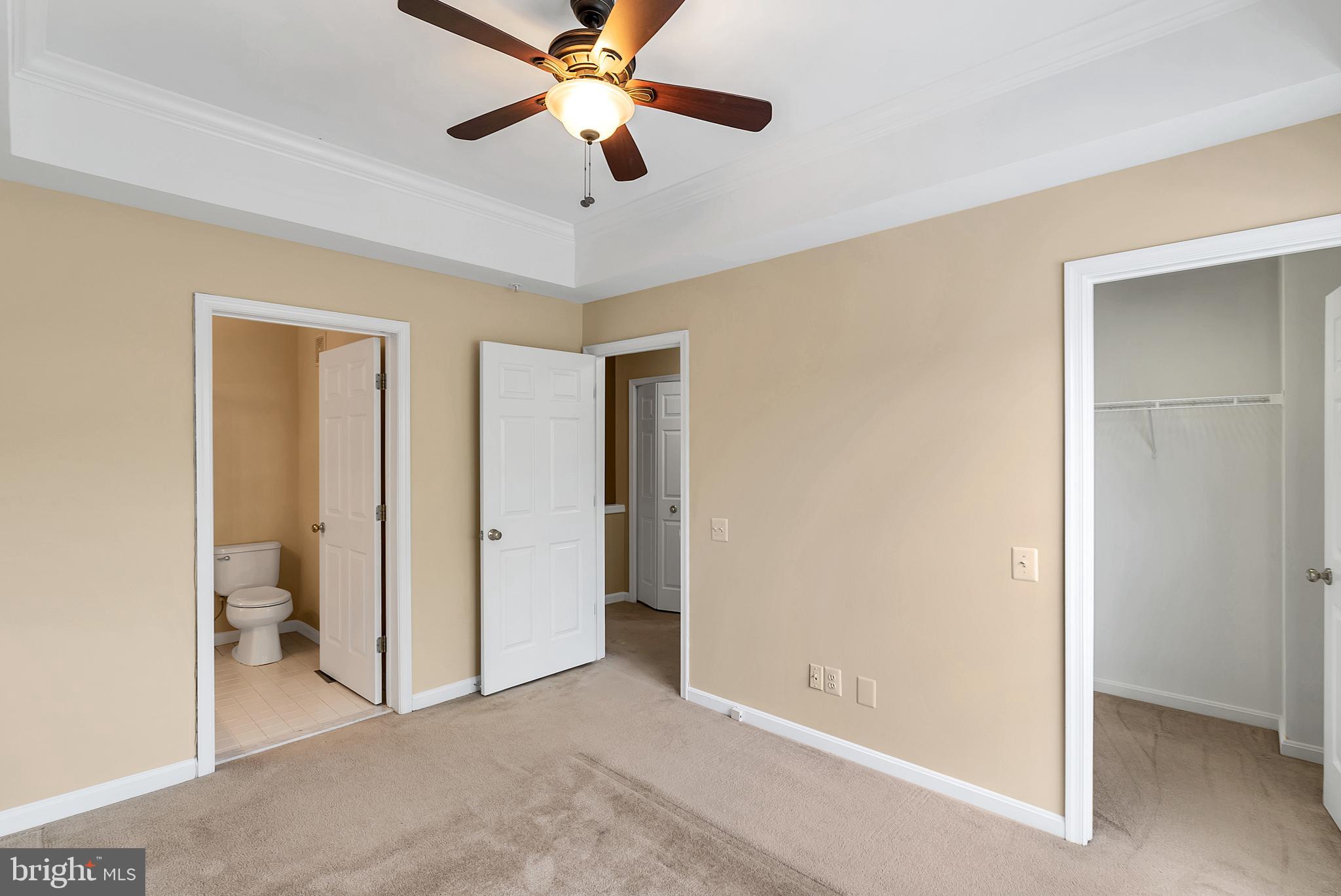 VILLAGES AT FALLS CHURCH - Residential Lease