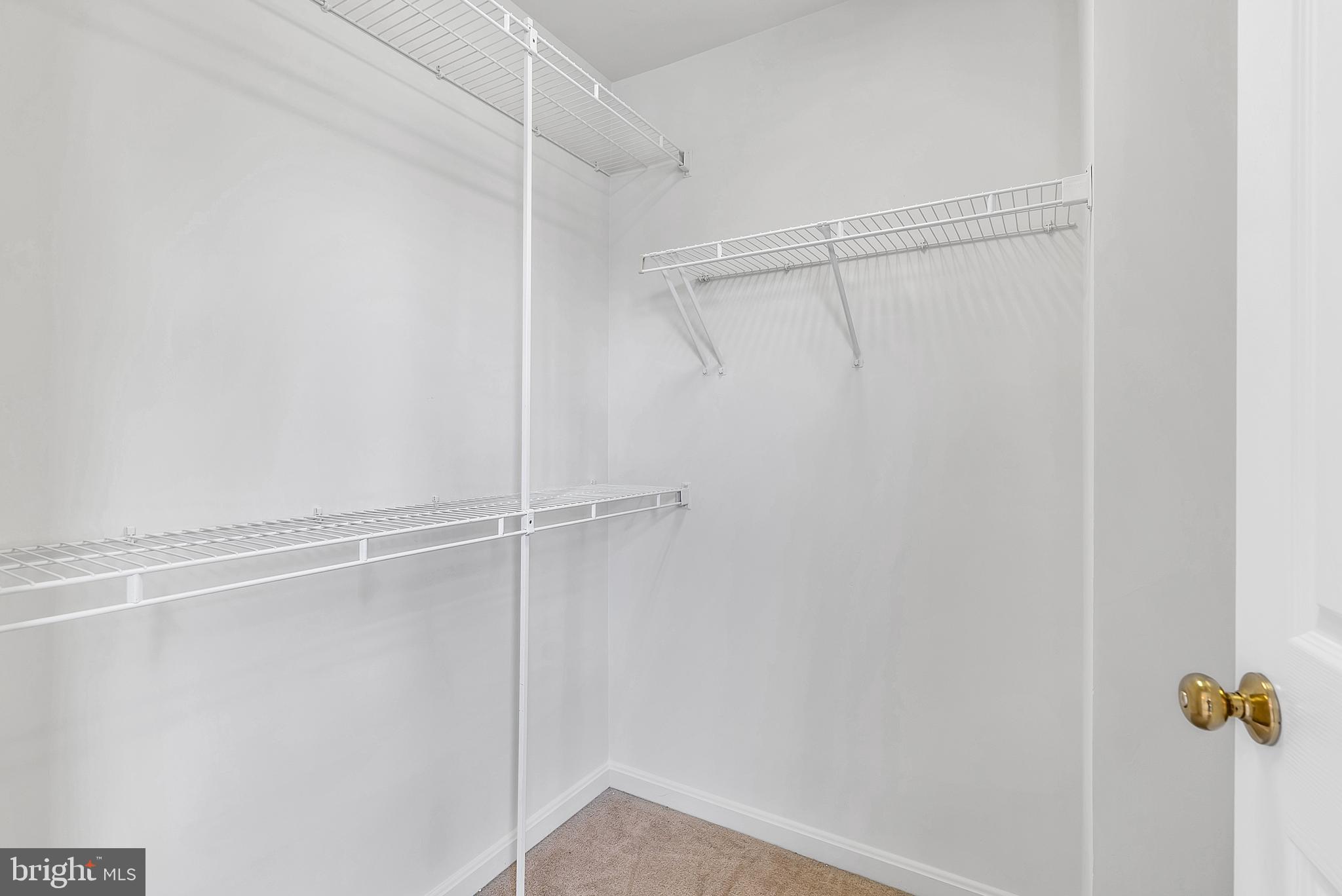 VILLAGES AT FALLS CHURCH - Residential Lease