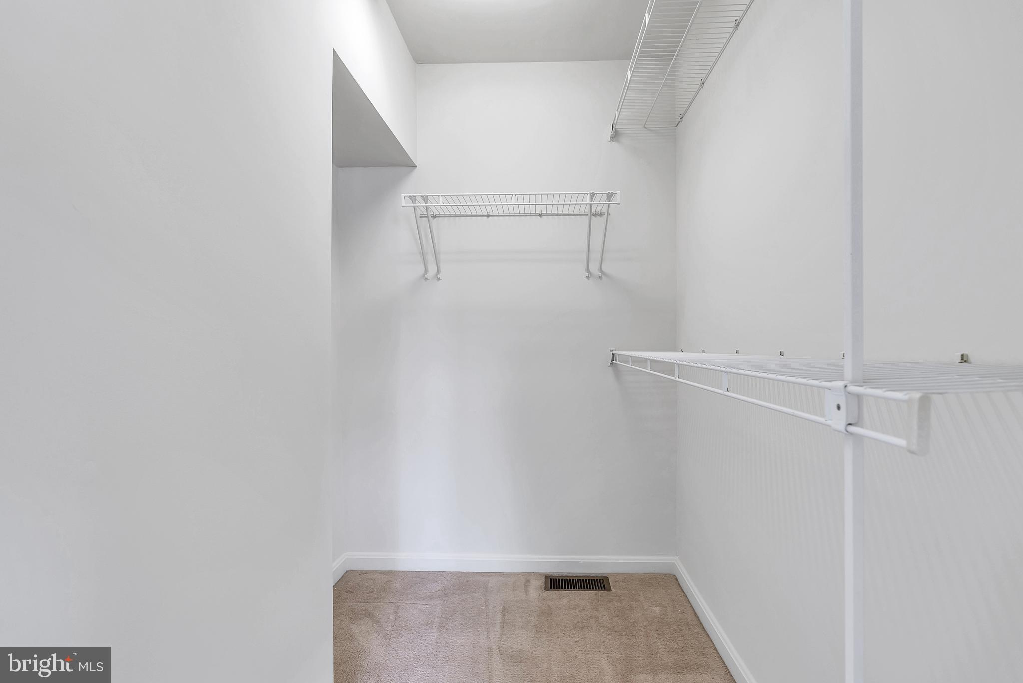 VILLAGES AT FALLS CHURCH - Residential Lease