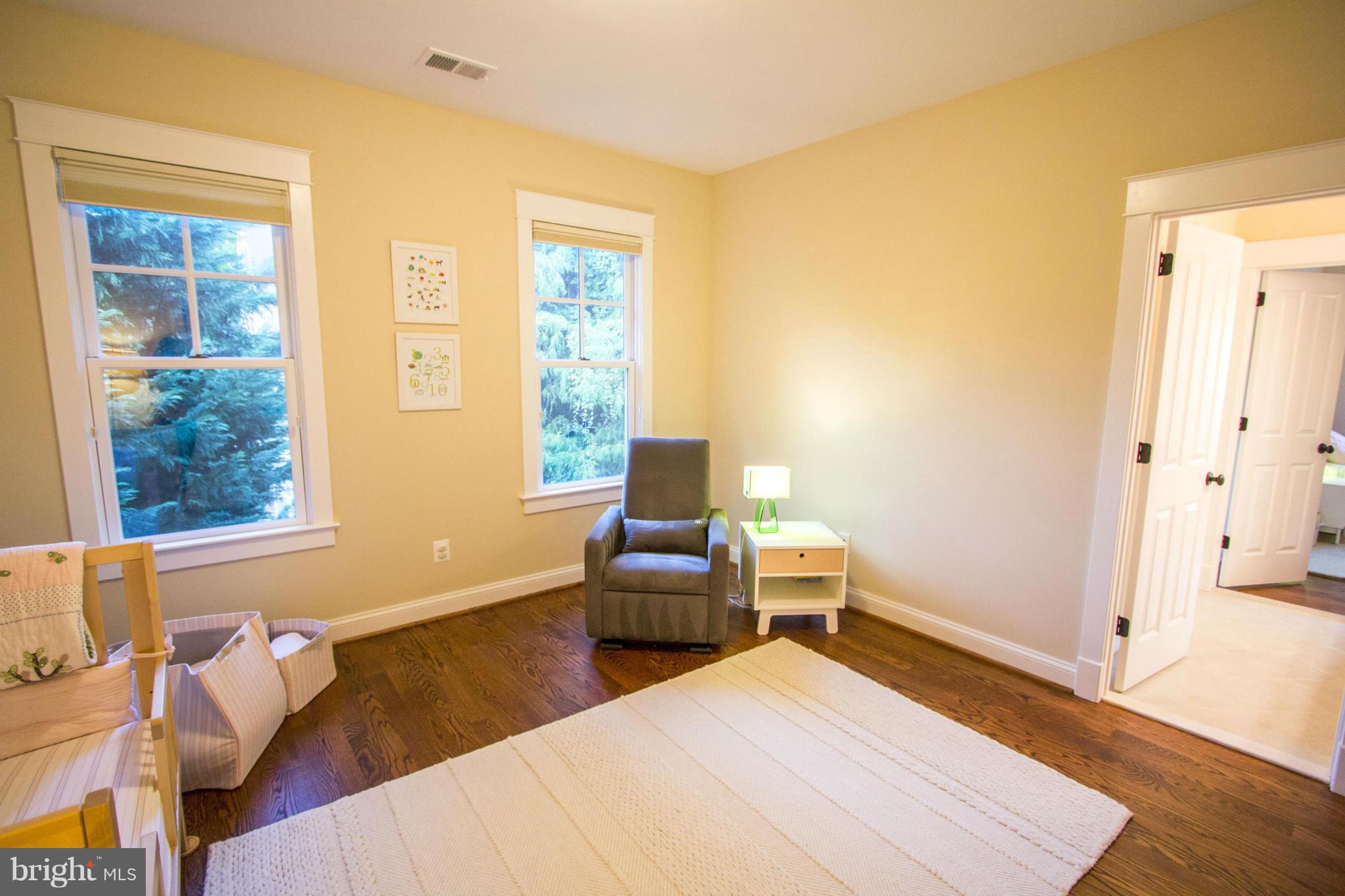 OVER LEE KNOLLS - Residential