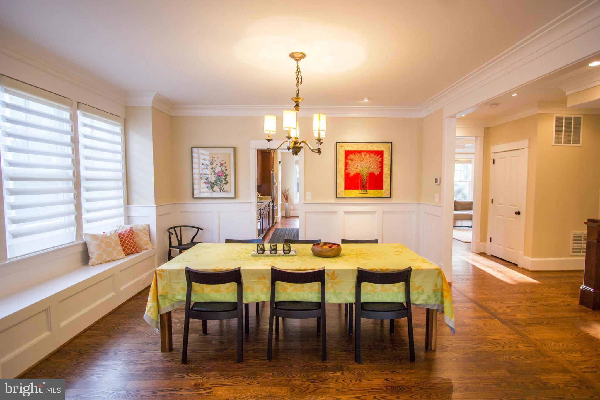 OVER LEE KNOLLS - Residential