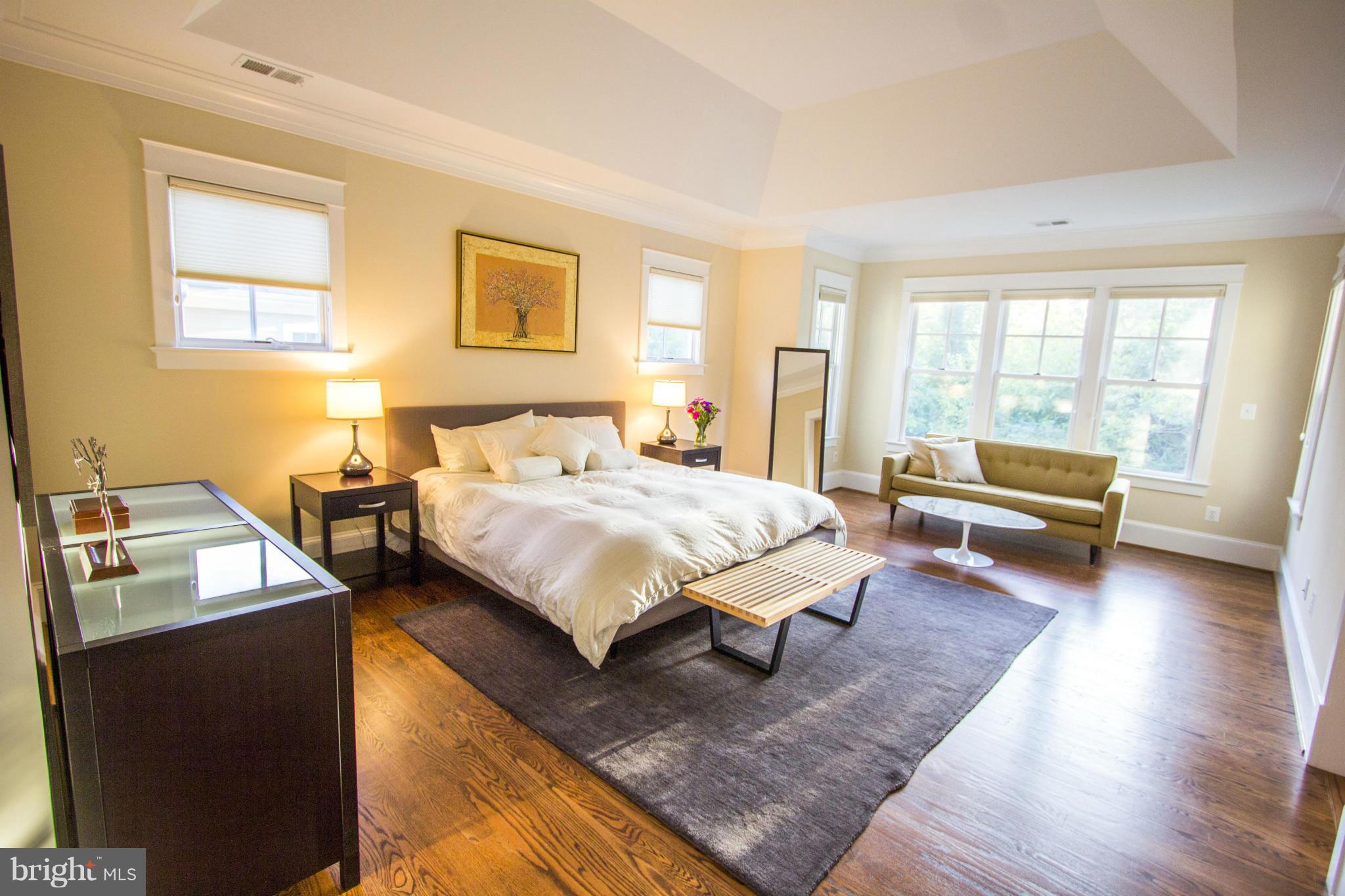 OVER LEE KNOLLS - Residential