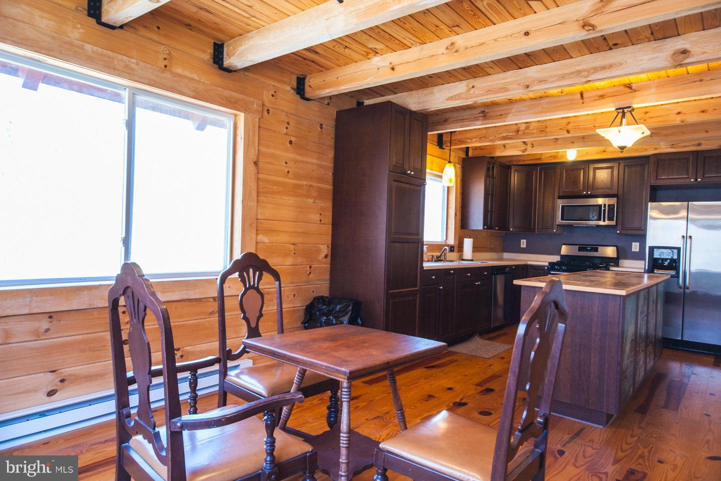 RIVER RIDGE - Residential