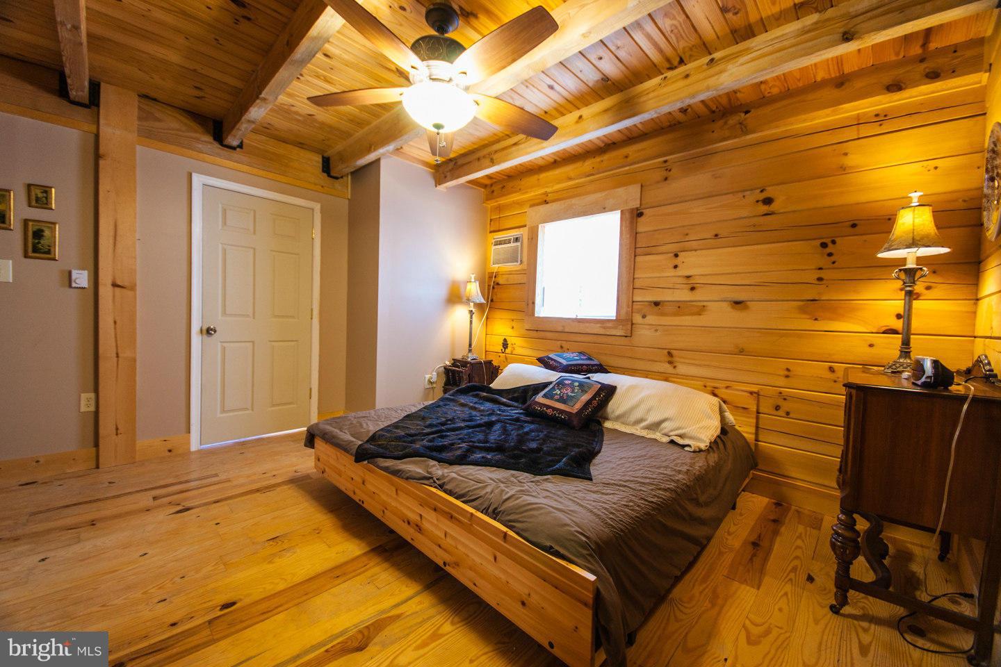 RIVER RIDGE - Residential