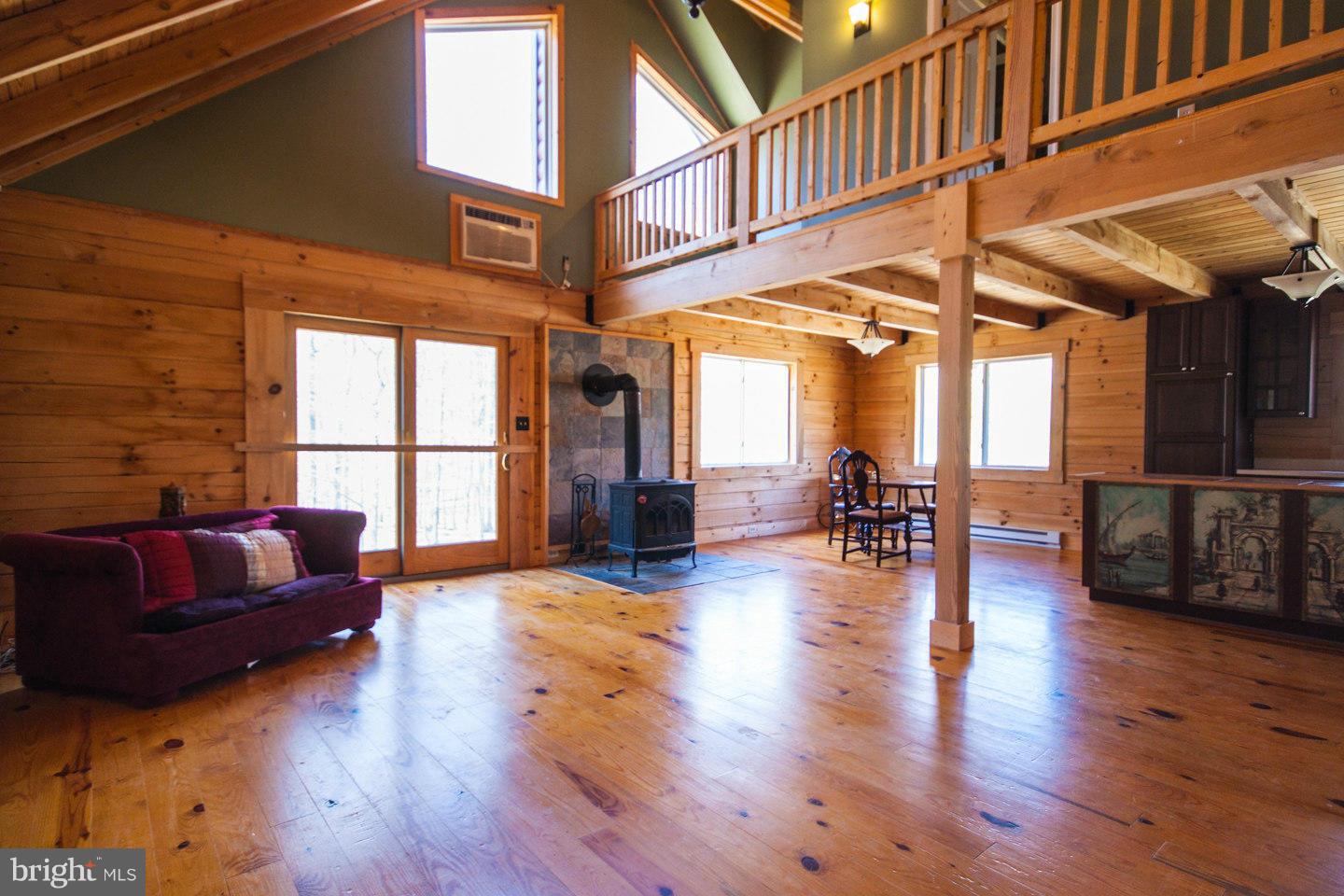 RIVER RIDGE - Residential