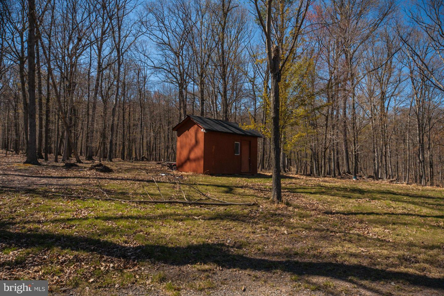 RIVER RIDGE - Residential