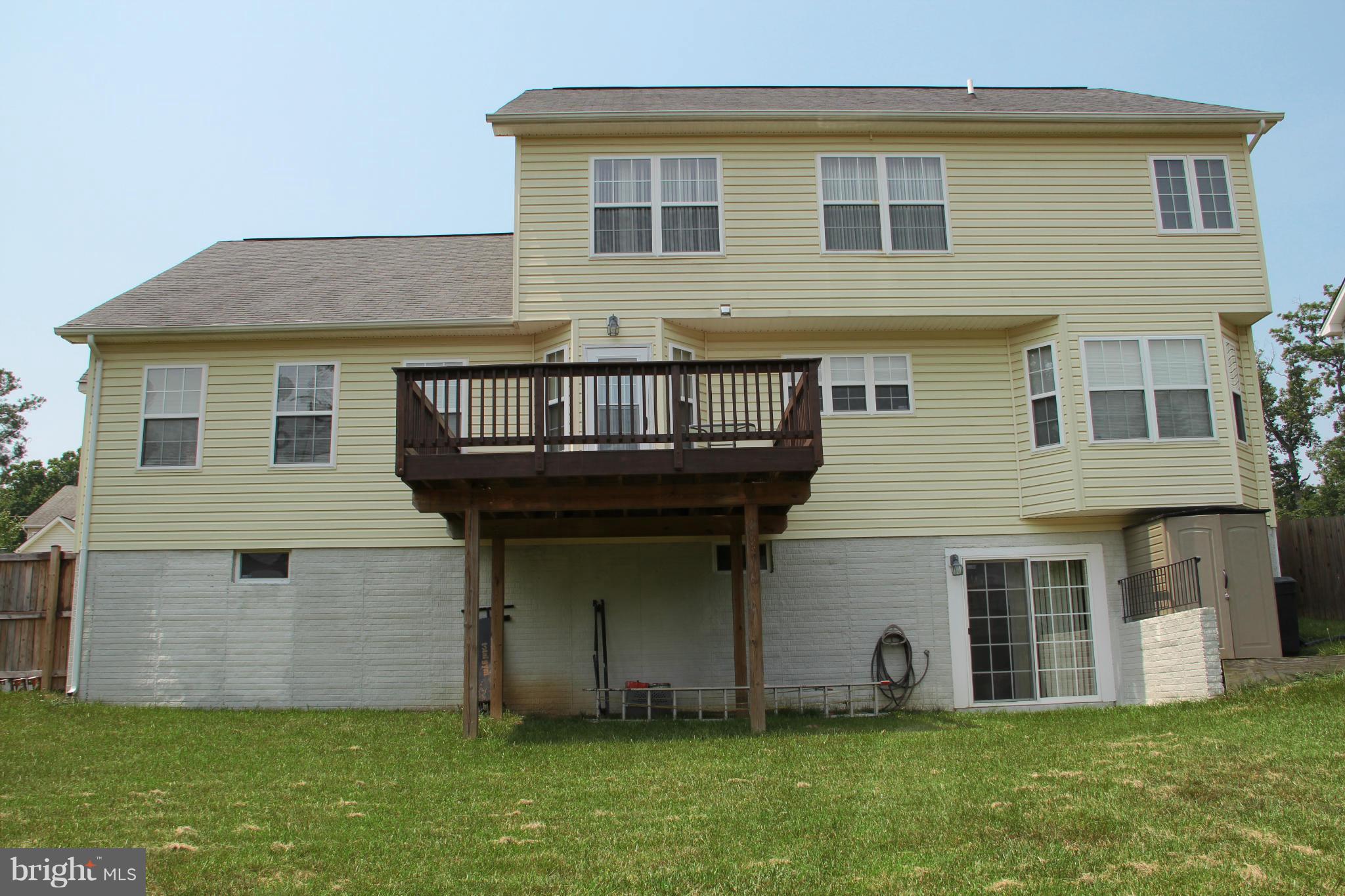 WILLOW WOODS - Residential Lease