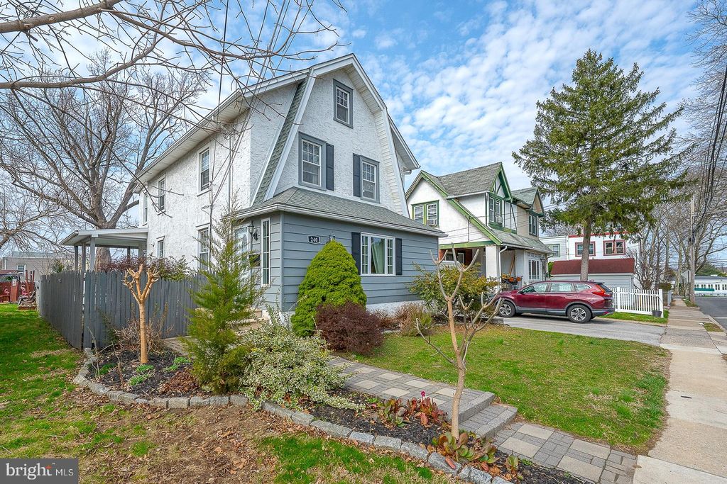 Photo of 240 Wadas Avenue, UPPER DARBY, PA 19082 (MLS # PADE2111754)