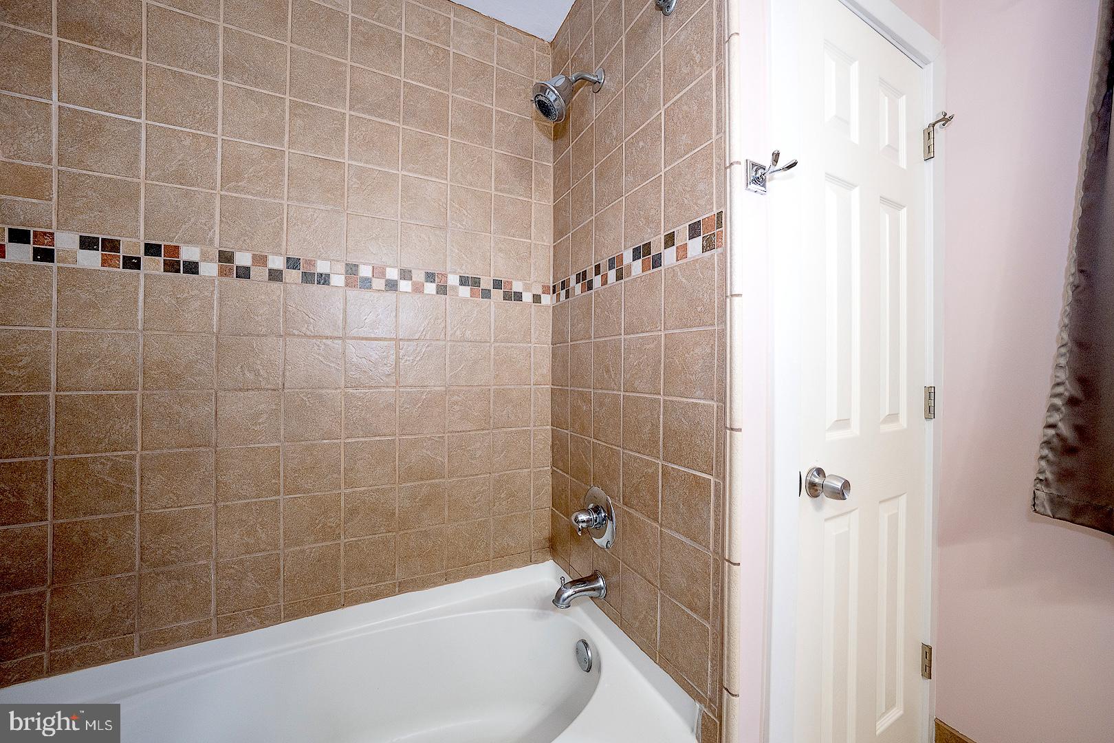 KIRKLYN - Residential