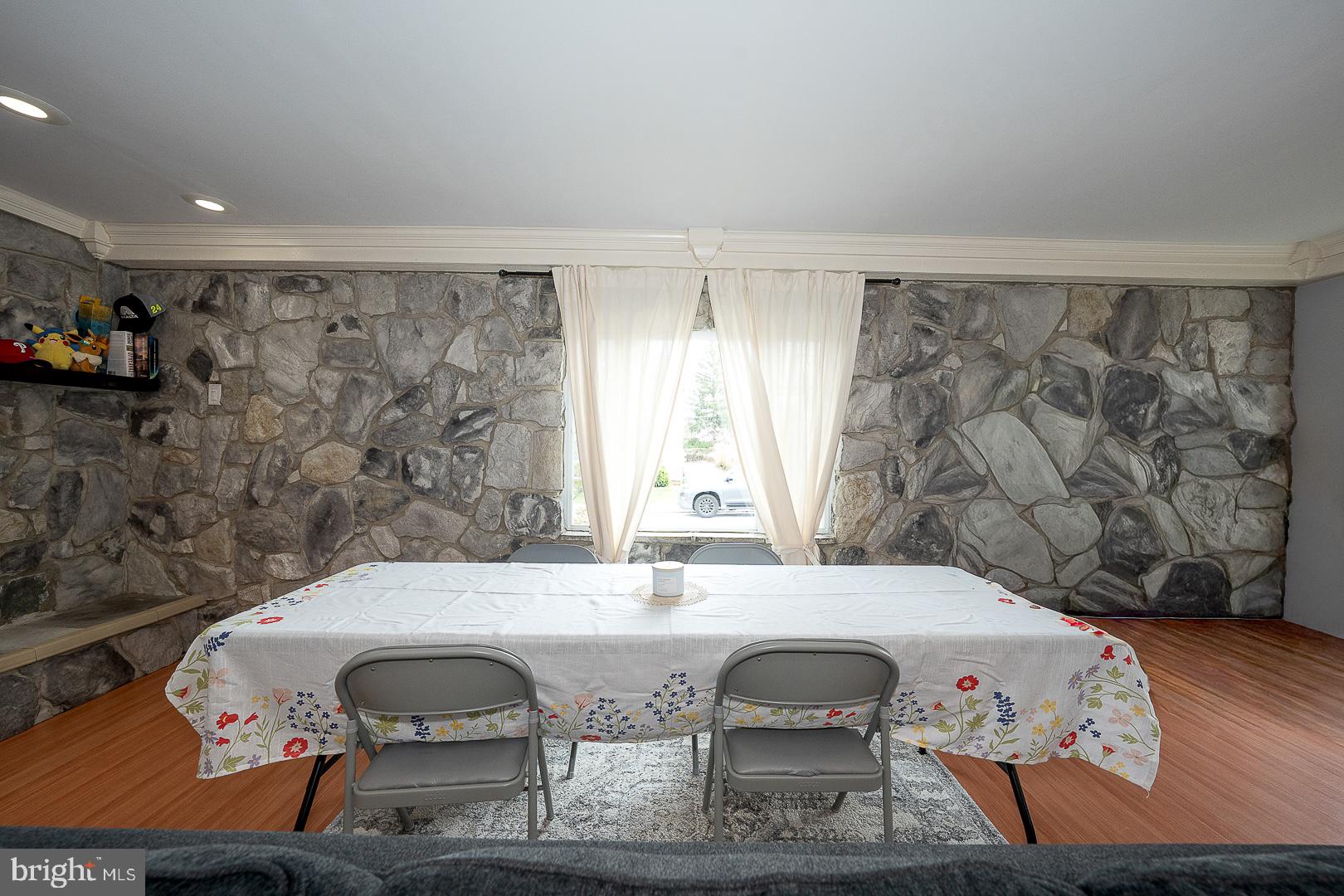 KIRKLYN - Residential