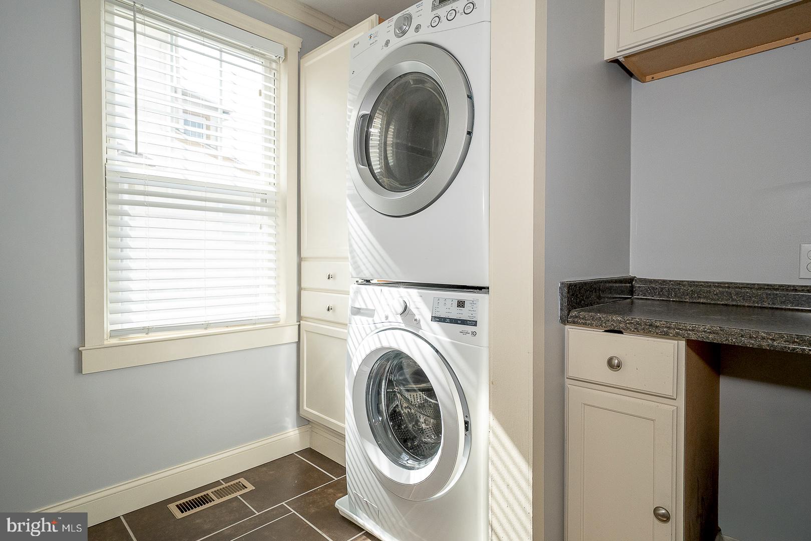 KIRKLYN - Residential