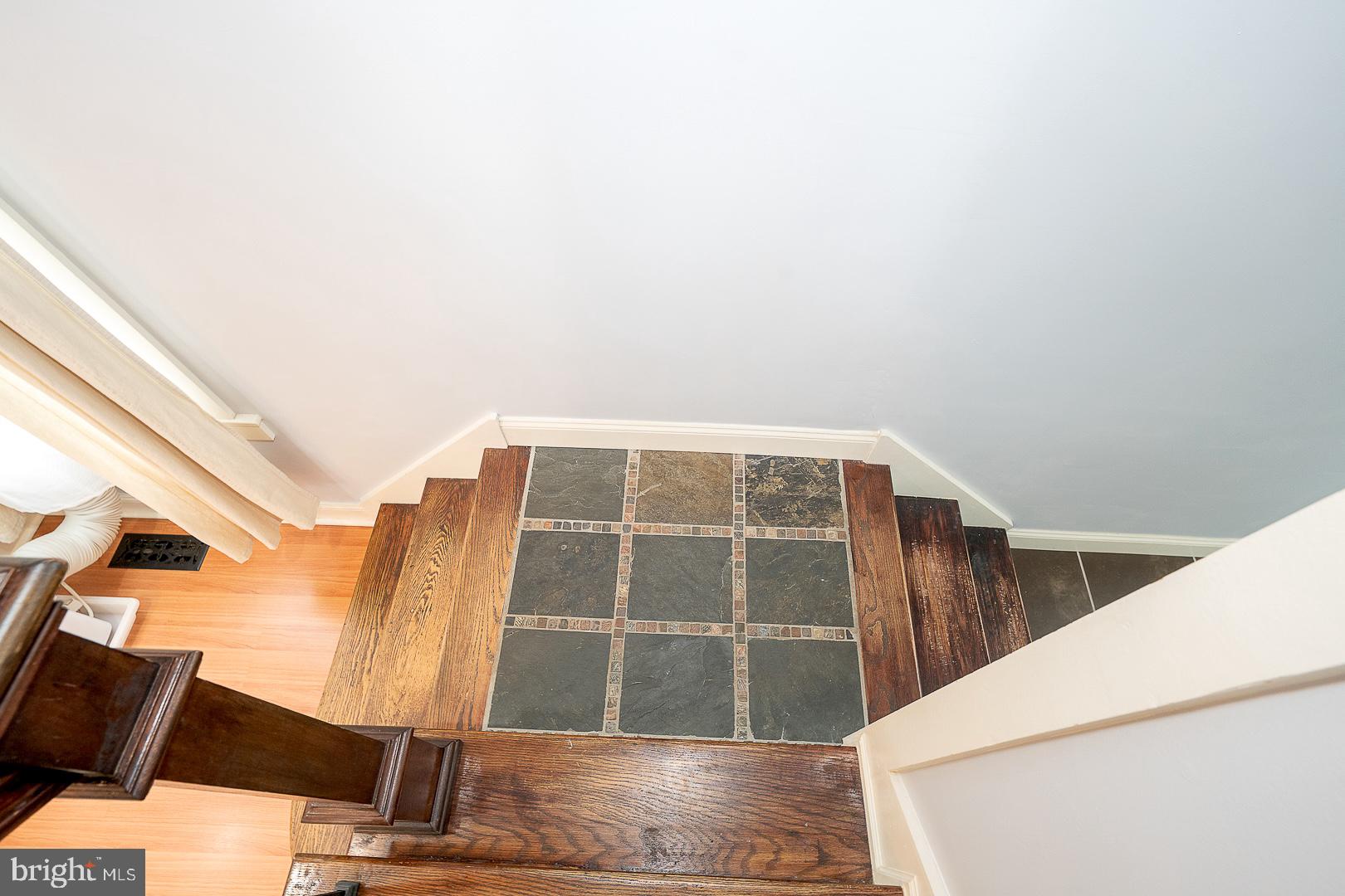 KIRKLYN - Residential