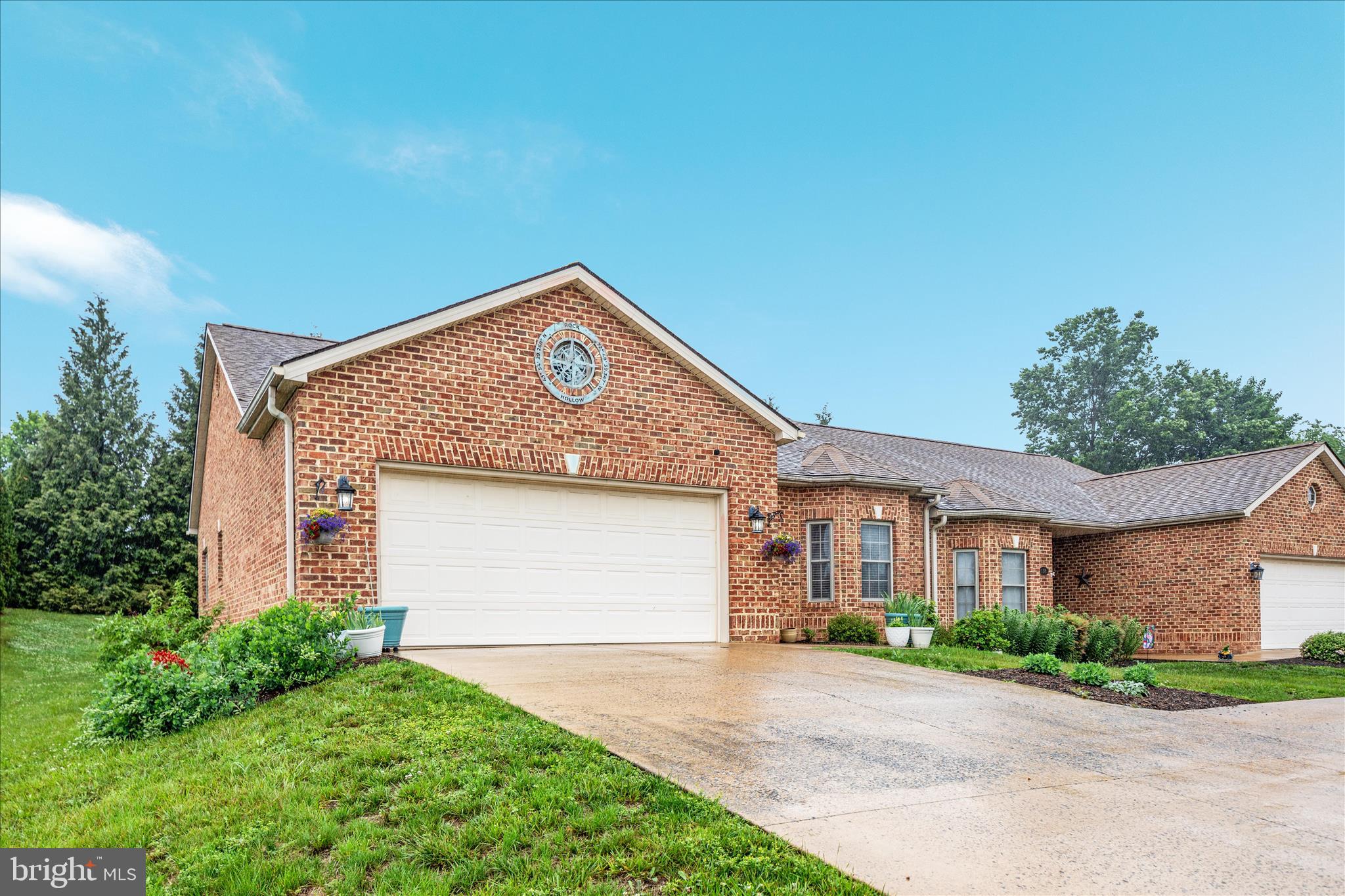 CAMELOT ESTATES - Residential