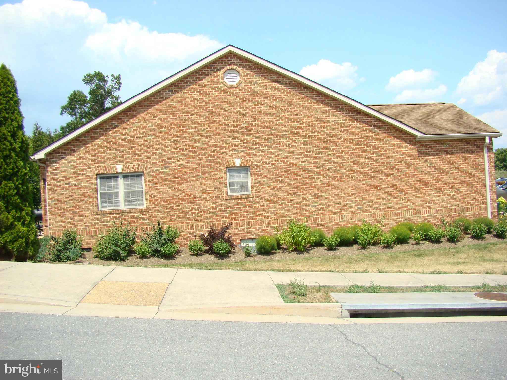 CAMELOT ESTATES - Residential