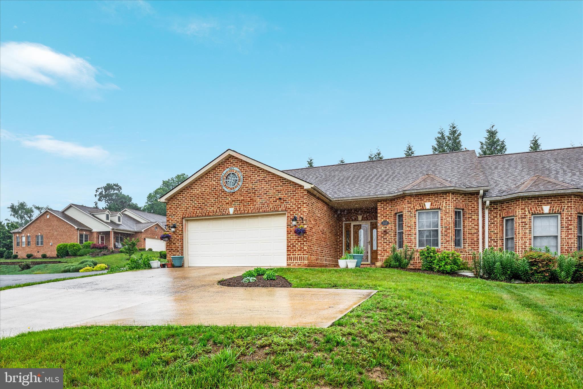 CAMELOT ESTATES - Residential