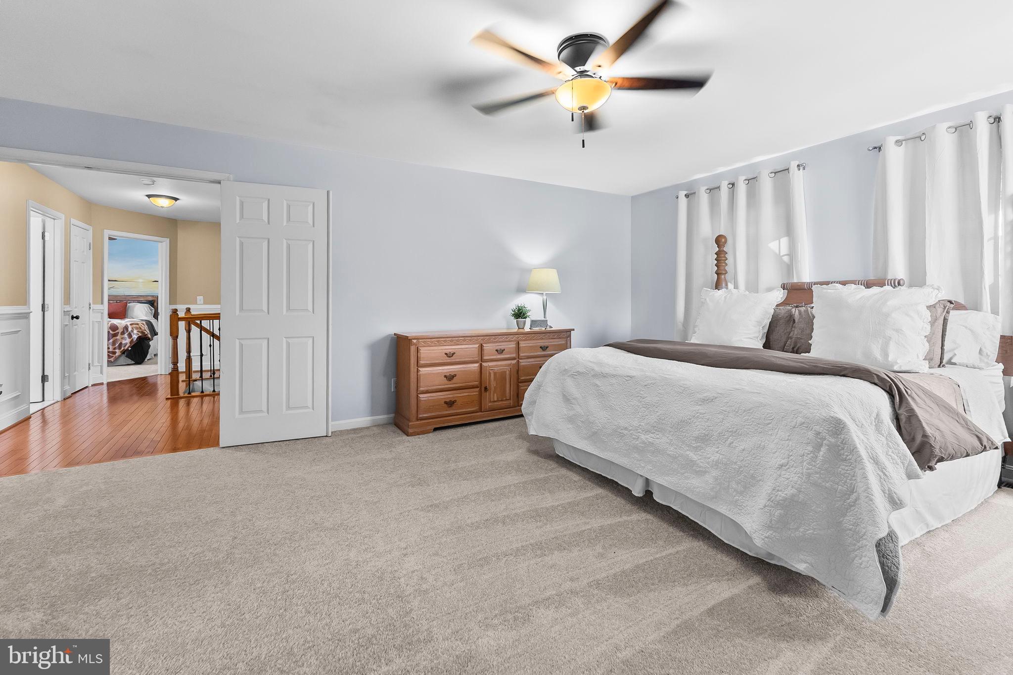 HOLLAND CLIFF SHORES - Residential