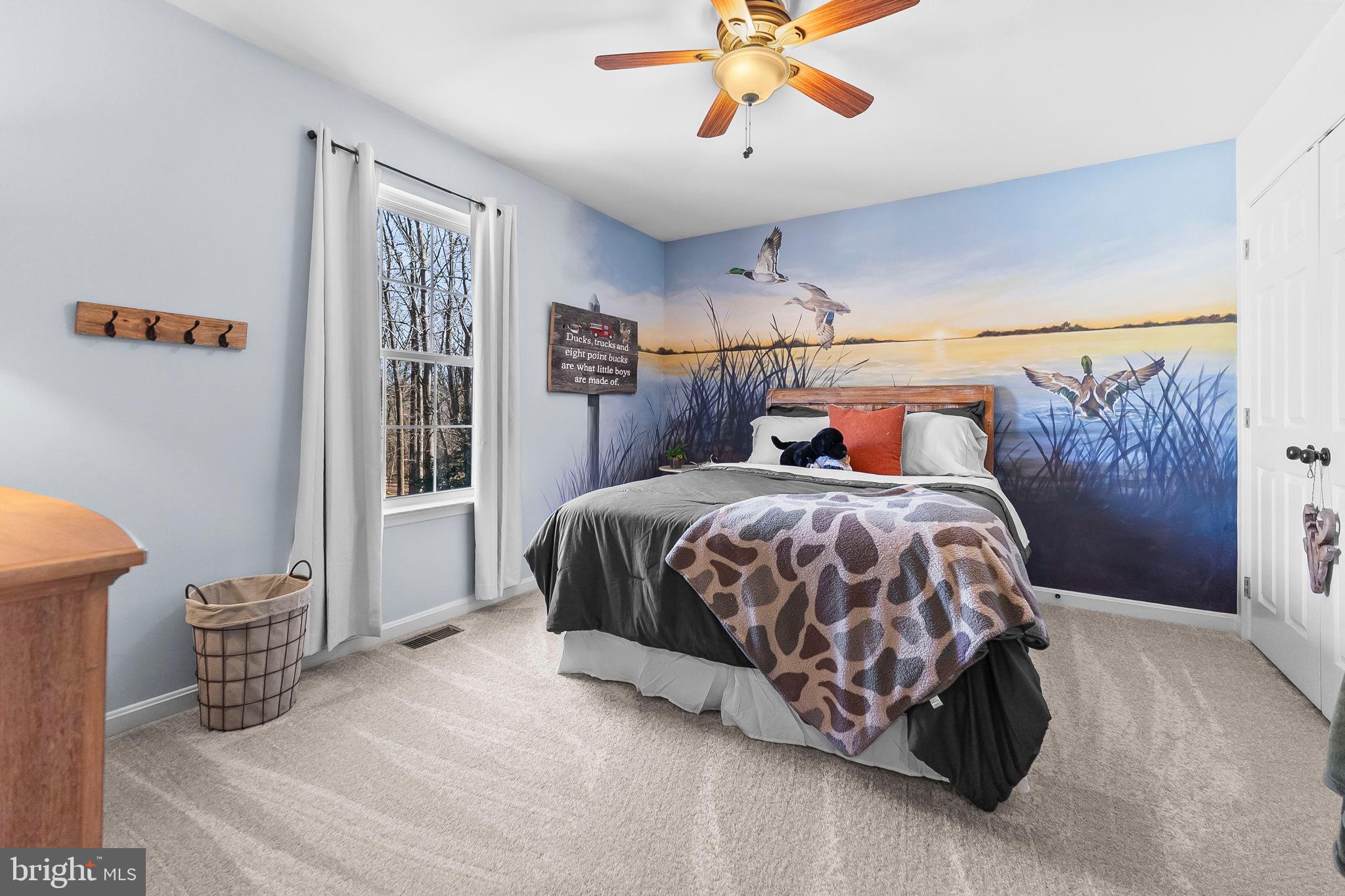 HOLLAND CLIFF SHORES - Residential