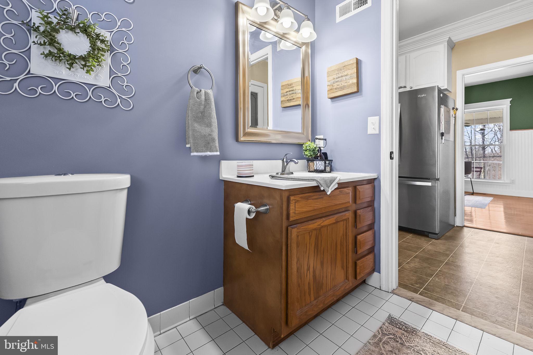 HOLLAND CLIFF SHORES - Residential