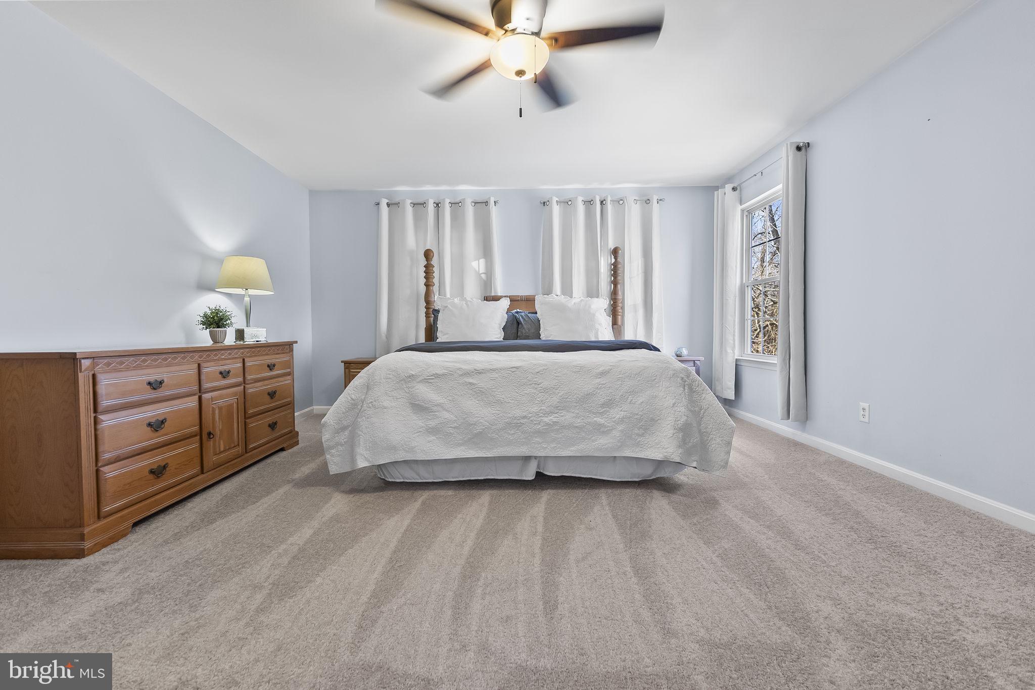 HOLLAND CLIFF SHORES - Residential