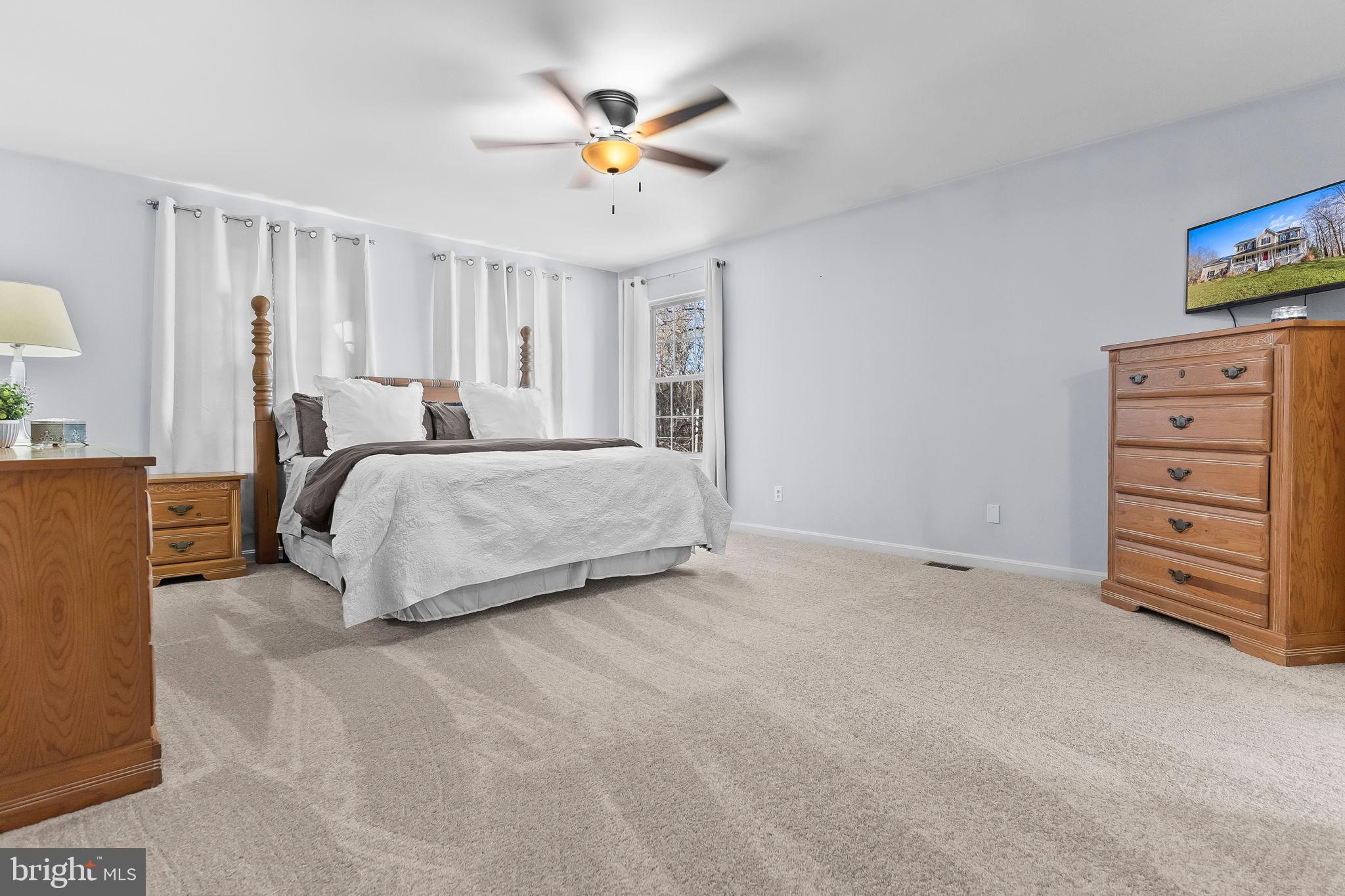 HOLLAND CLIFF SHORES - Residential