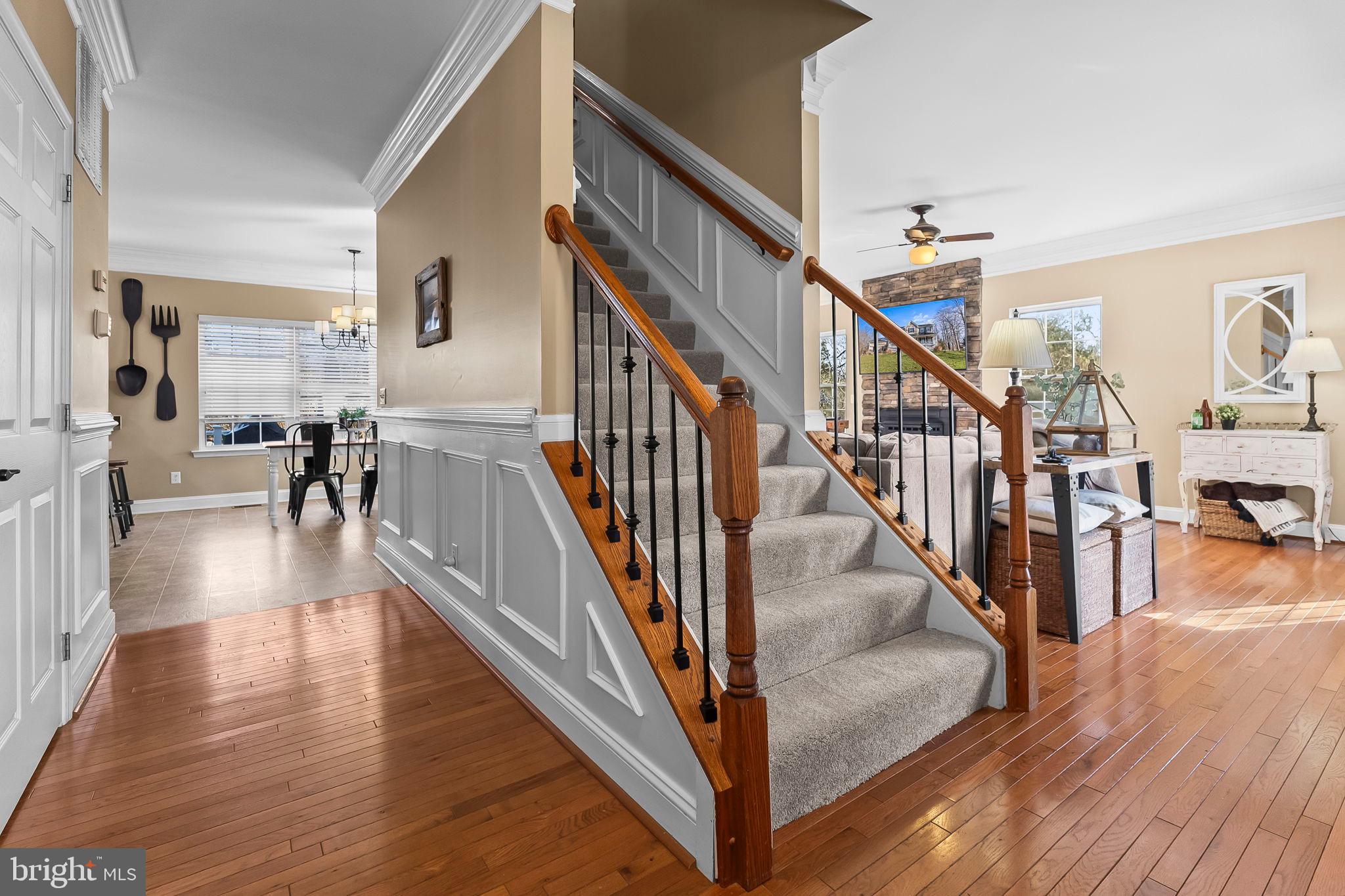 HOLLAND CLIFF SHORES - Residential