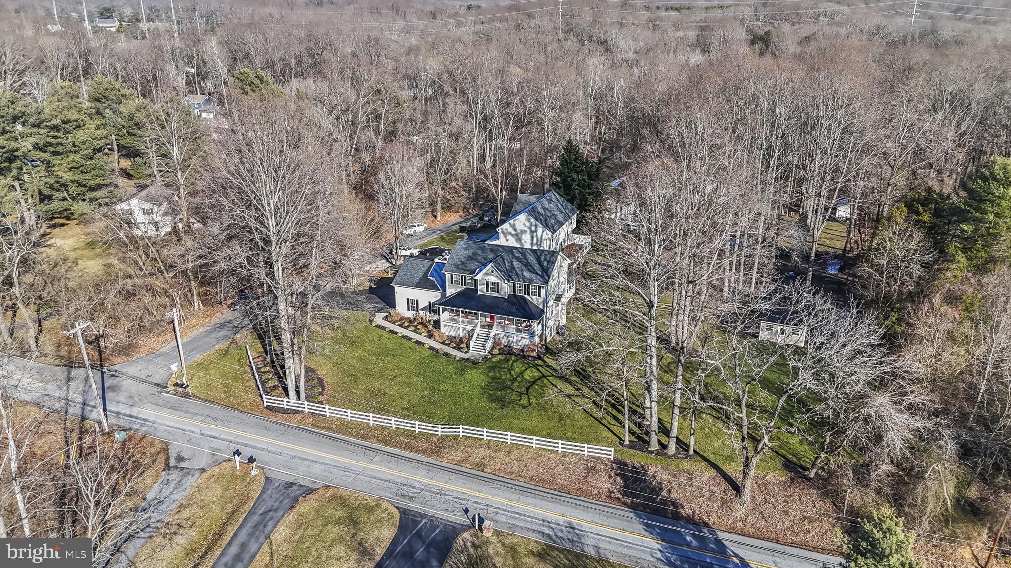 HOLLAND CLIFF SHORES - Residential