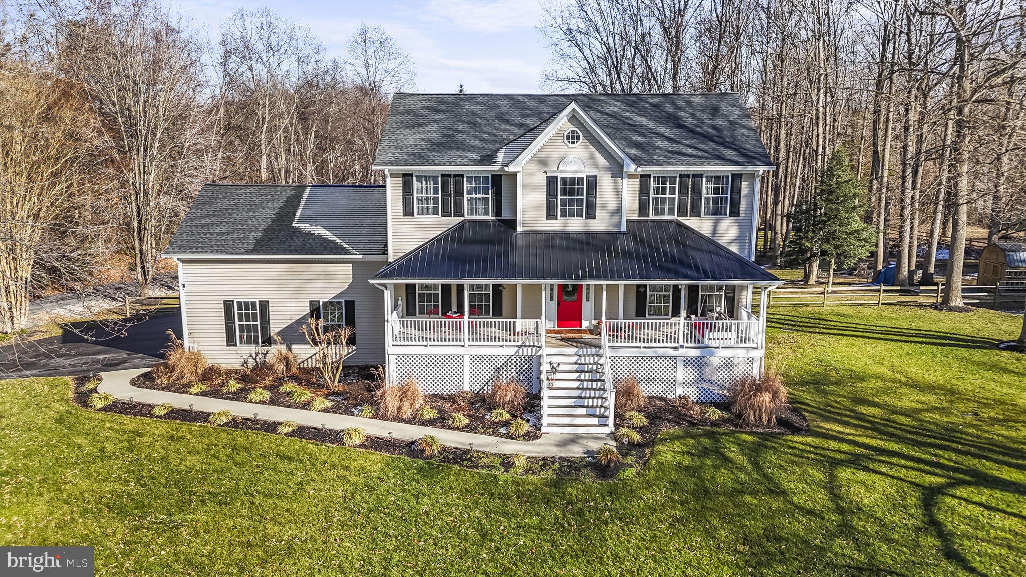 HOLLAND CLIFF SHORES - Residential