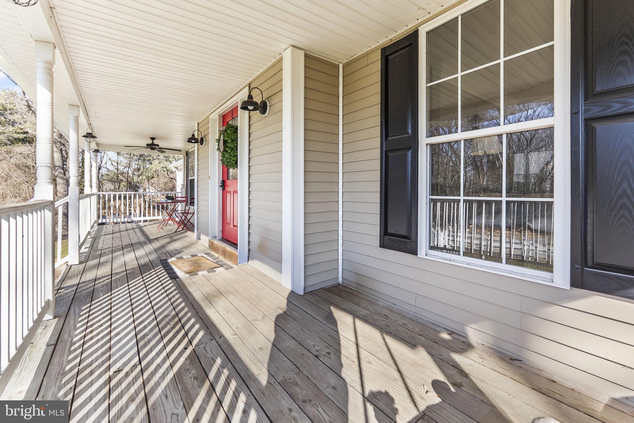 HOLLAND CLIFF SHORES - Residential