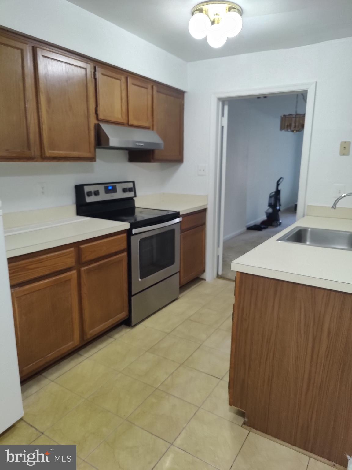 TIVOLI - Residential Lease