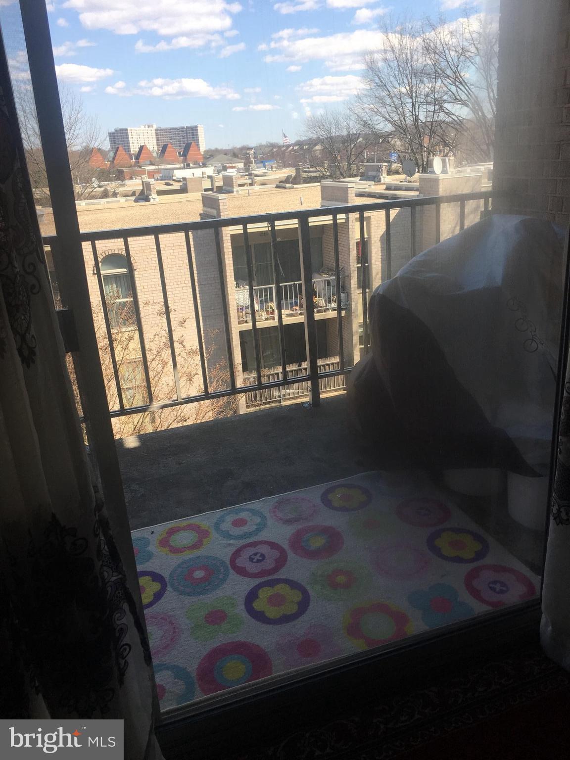 CANTERBURY SQUARE - Residential Lease