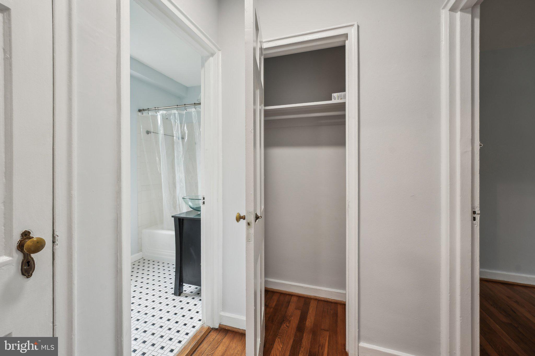 AUBURN VILLAGE - Residential