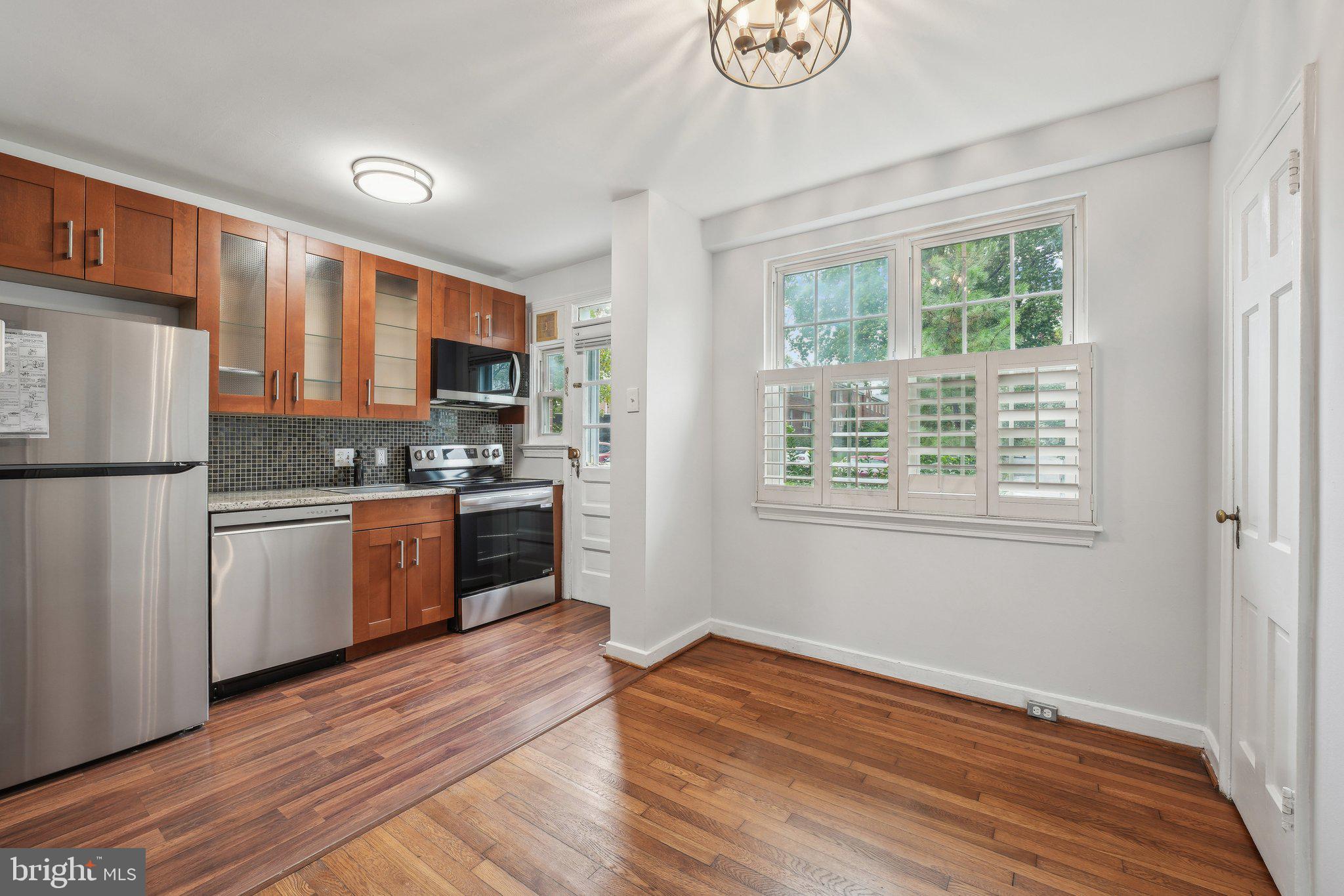 AUBURN VILLAGE - Residential