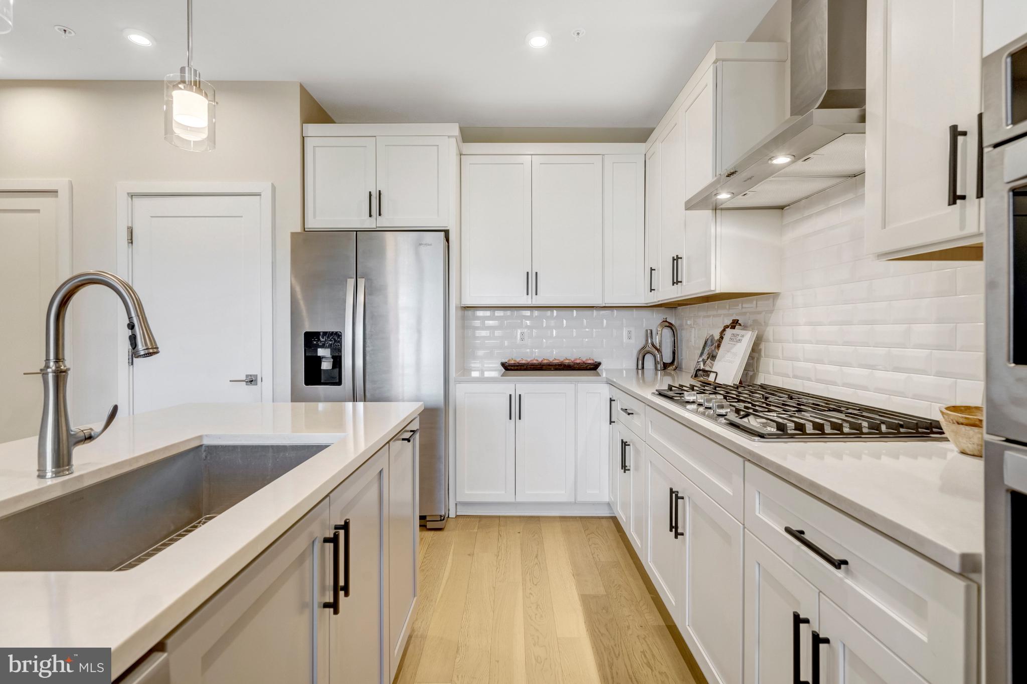 METRO WALK AT MOOREFIELD STATION - Residential