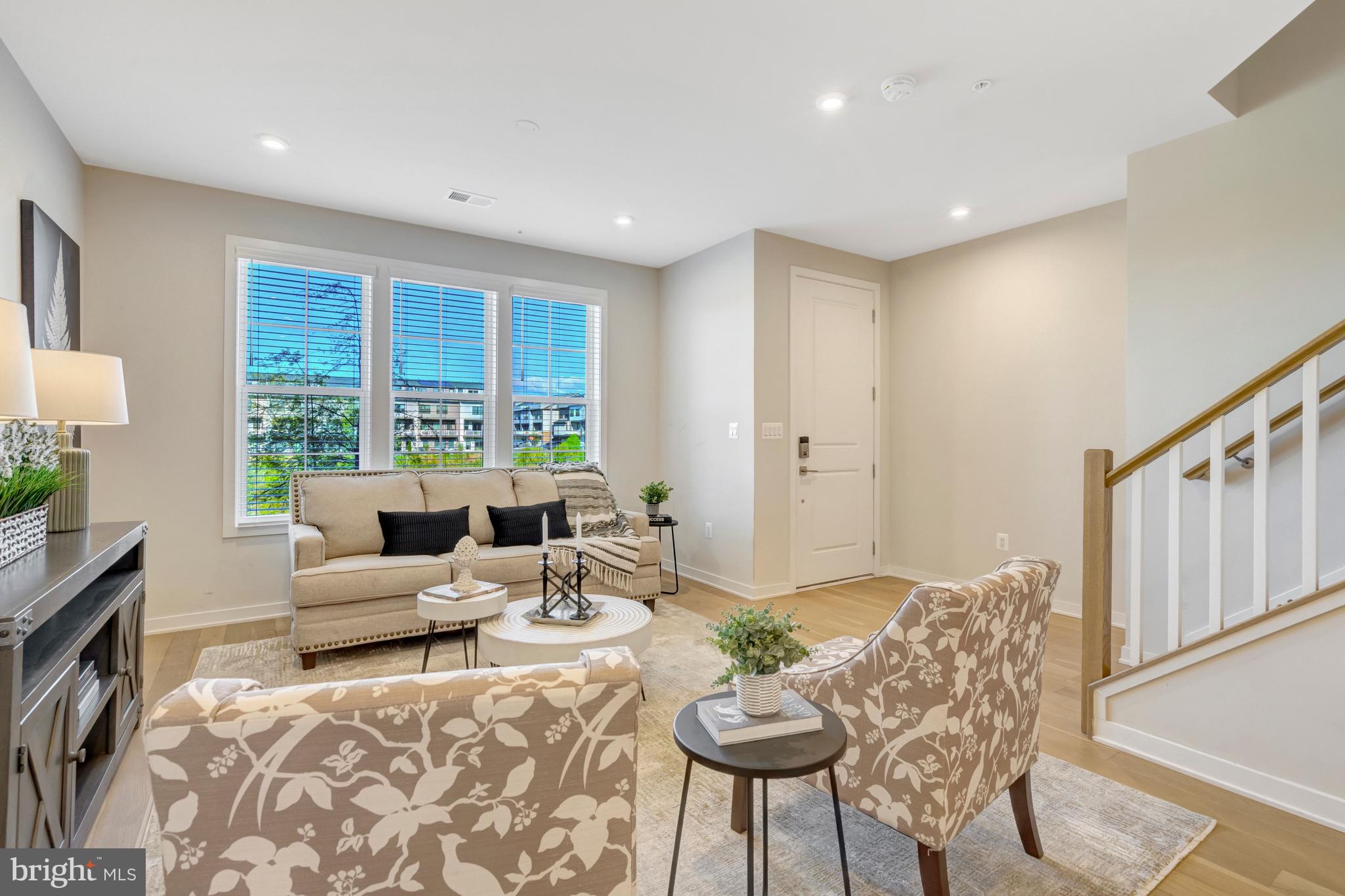 METRO WALK AT MOOREFIELD STATION - Residential
