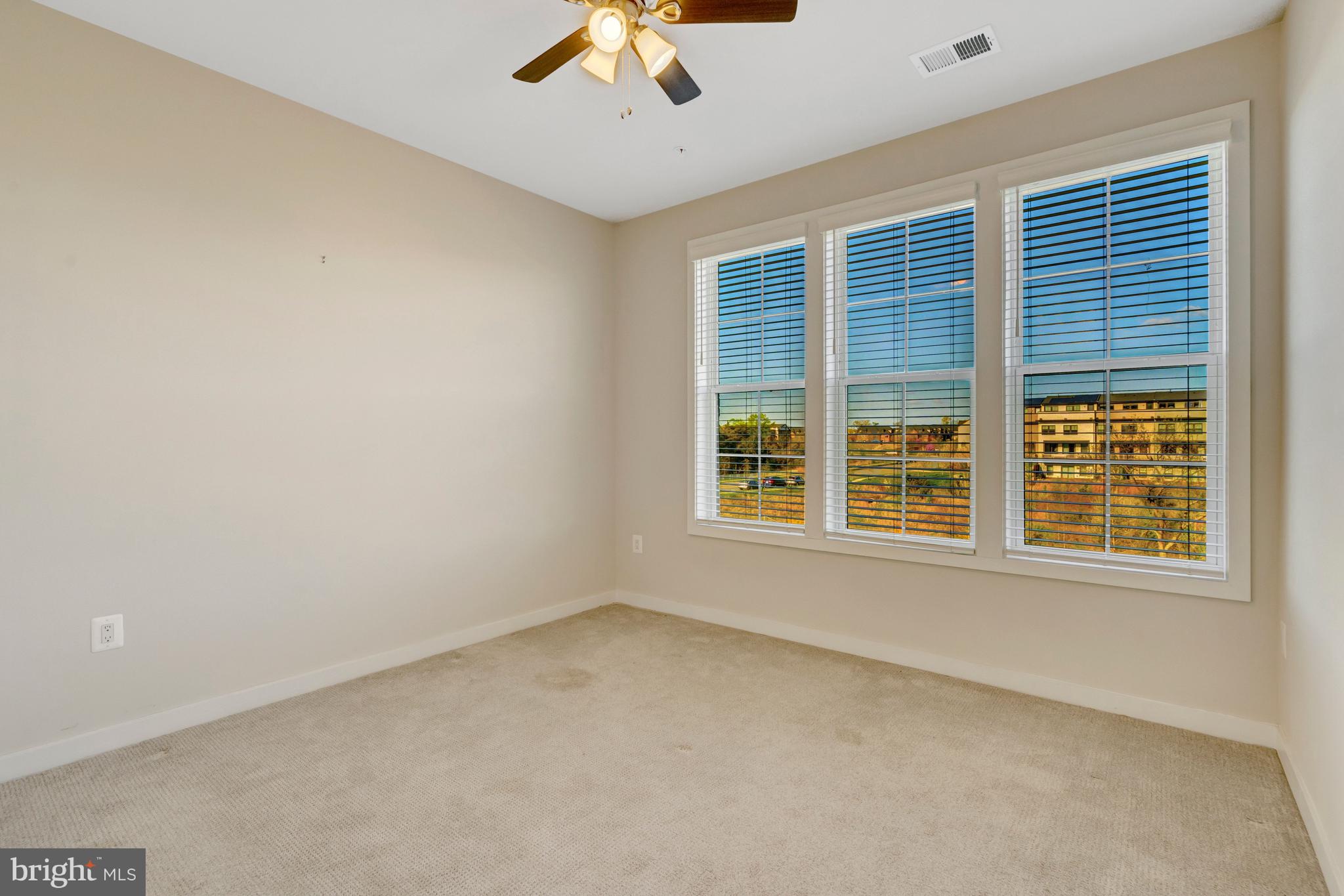METRO WALK AT MOOREFIELD STATION - Residential