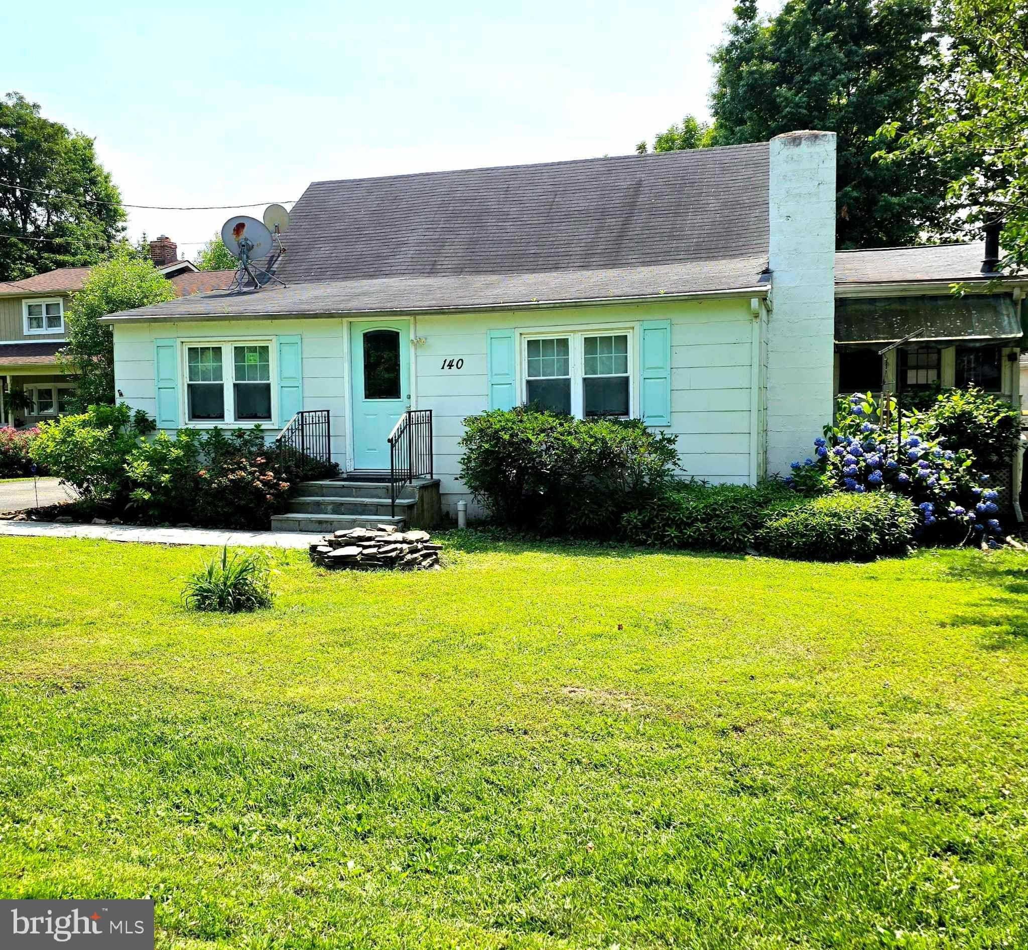 140 HOLLYWOOD BEACH ROAD