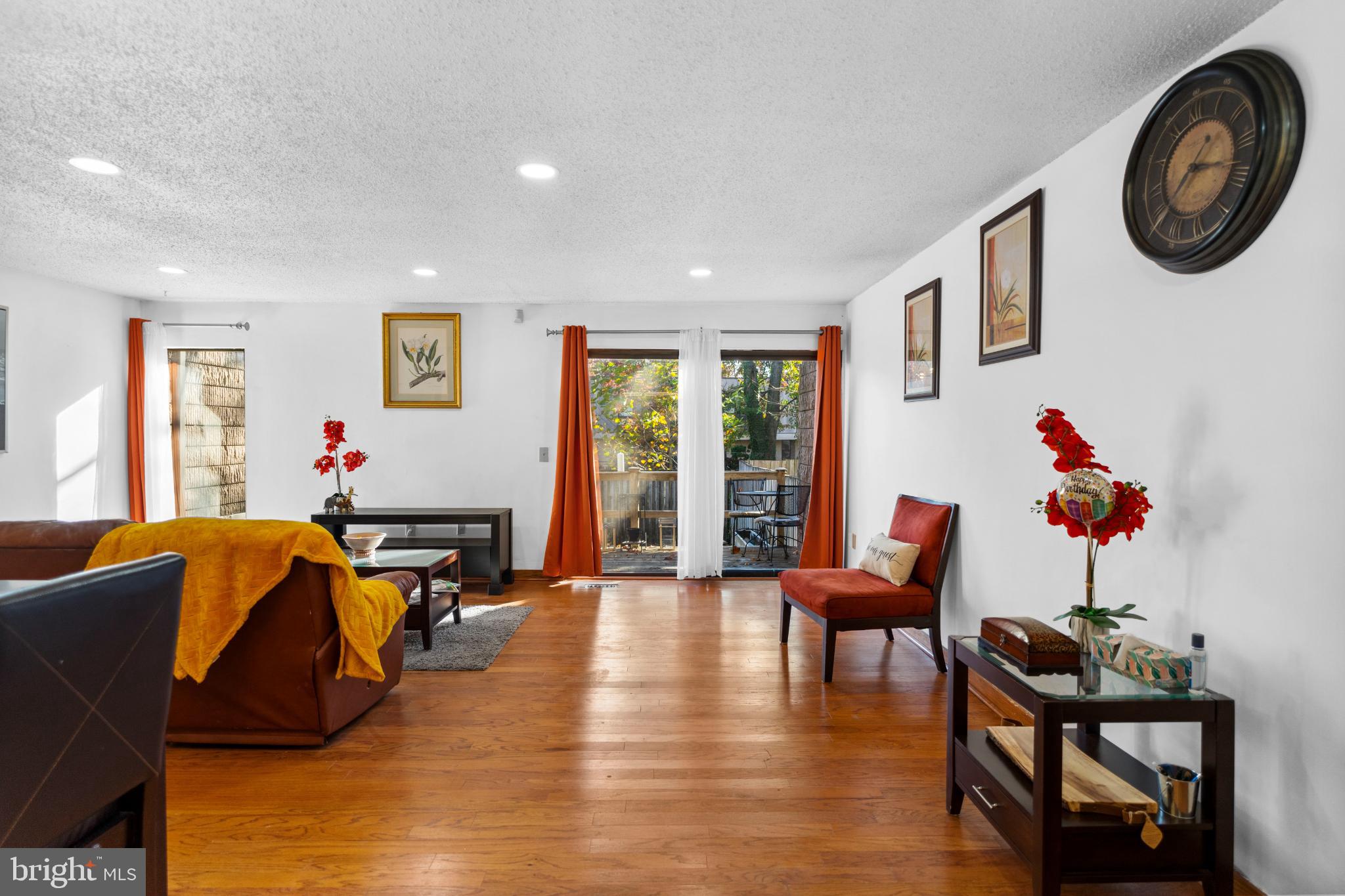 COLD SPRING NEWTOWN - Residential