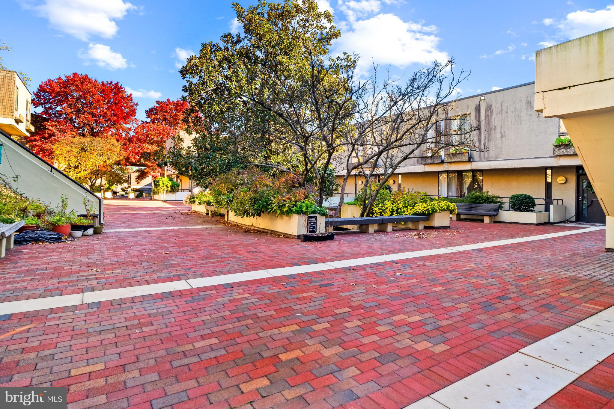 COLD SPRING NEWTOWN - Residential